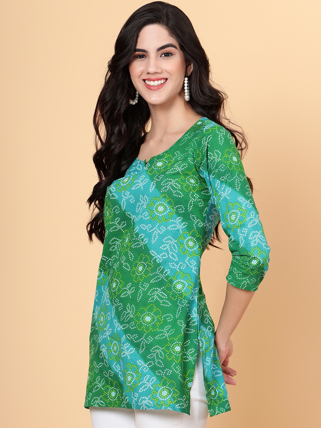 

Bani Women Bandhani Printed Three-Quarter Sleeves Tunic, Green