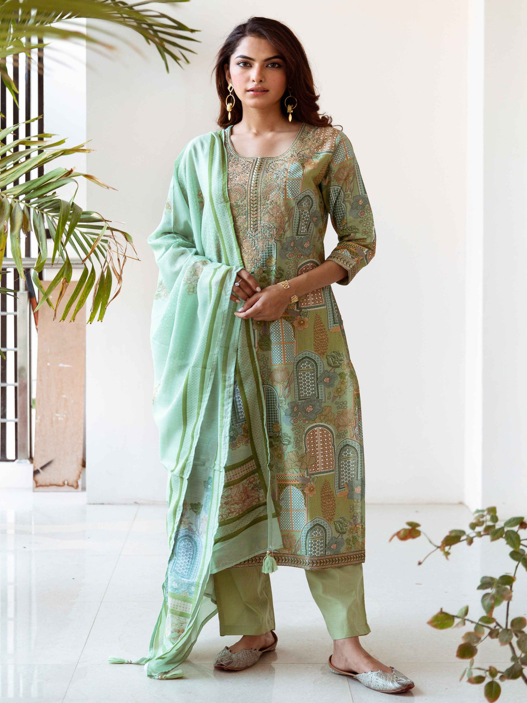 

KALINI Women Floral Printed Regular Pure Cotton Kurta with Trousers & With Dupatta, Green
