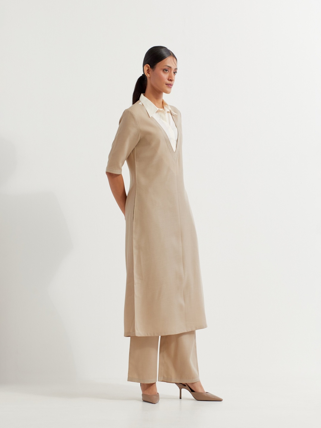 

THE INDIAN CAUSE Pure Cotton Shirt Collar Tunic With Trousers Co-Ords, Beige