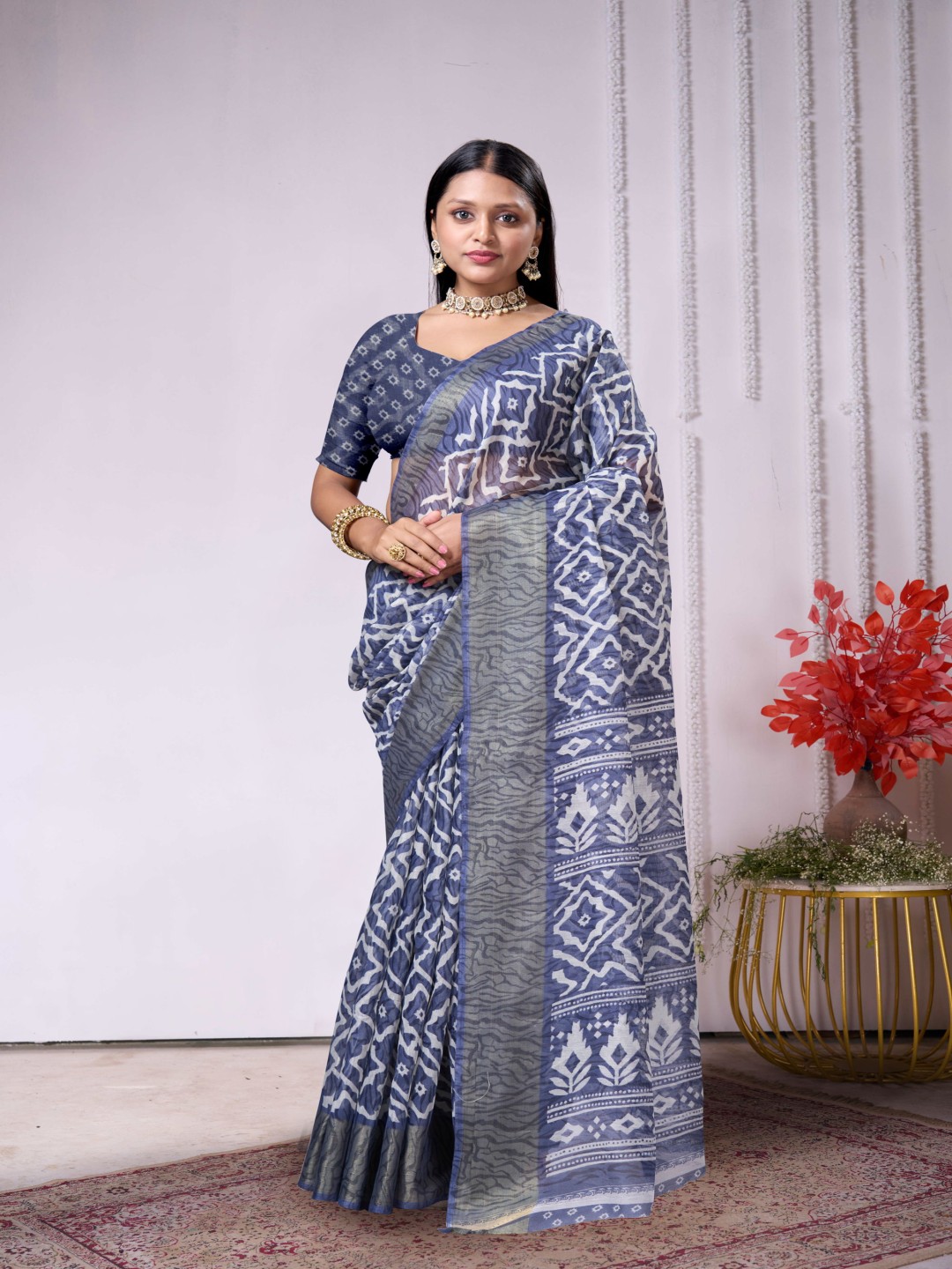

DIVASTRI Pure Cotton Ikat Saree, Blue