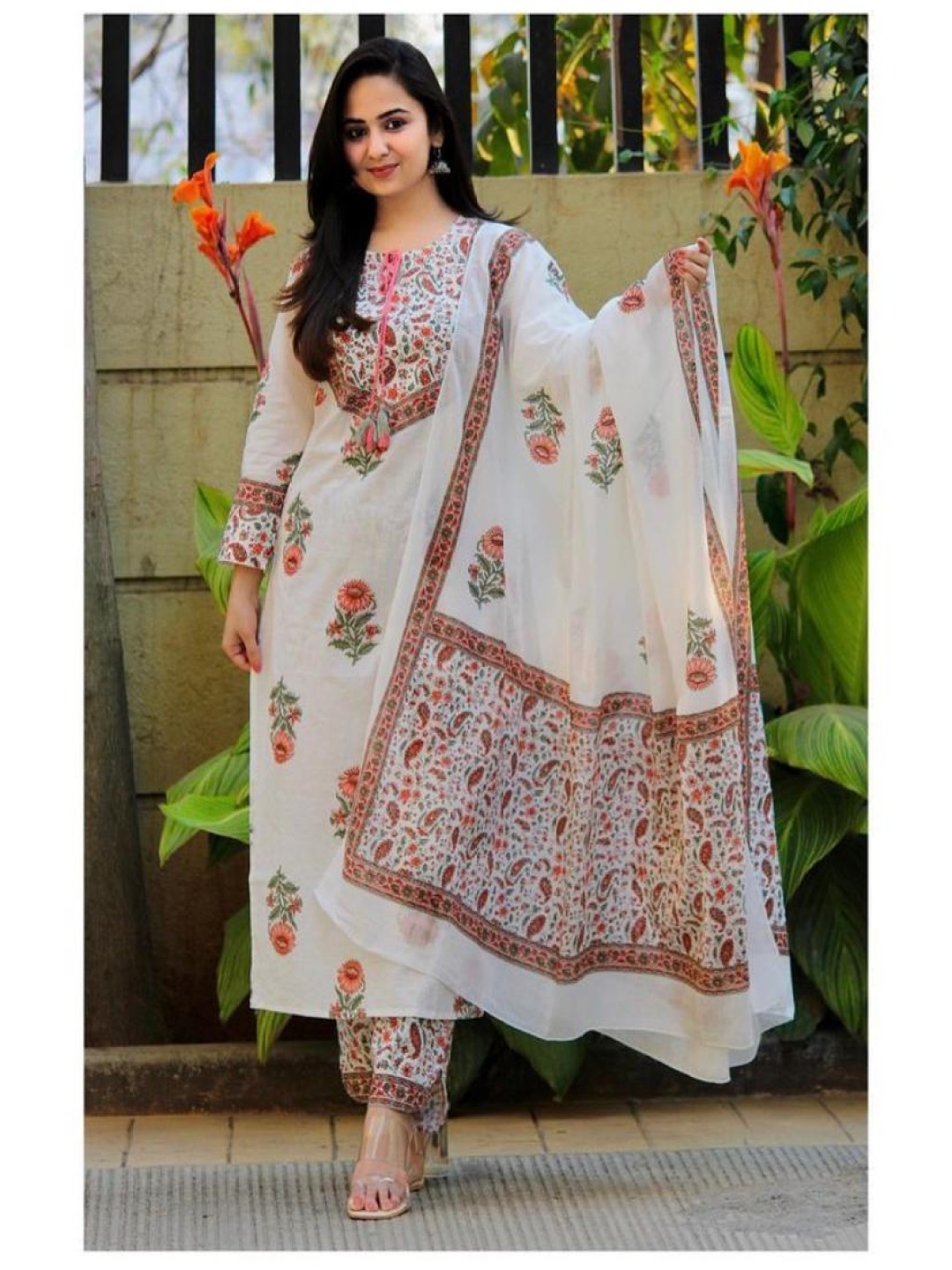 

KALINI Women Floral Printed Regular Kurta with Trousers & With Dupatta, White