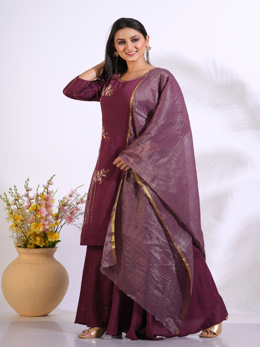 

Morchari Embroidered Straight Kurta With Palazzo & Dupatta, Maroon