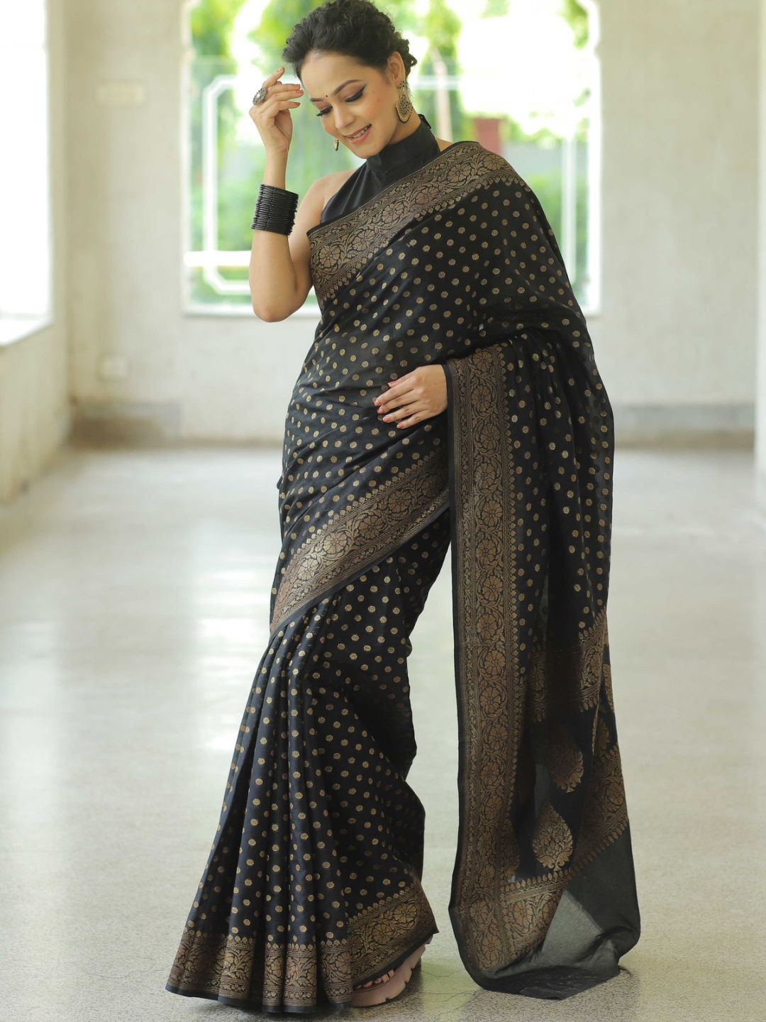 

S.K.C Ethnic Motifs Woven Design Zari Banarasi Saree, Black