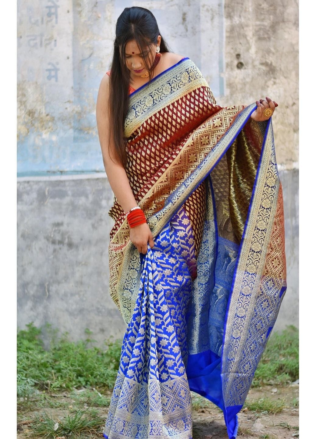 

Upalksh Woven Design Zari Kanjeevaram Saree, Blue