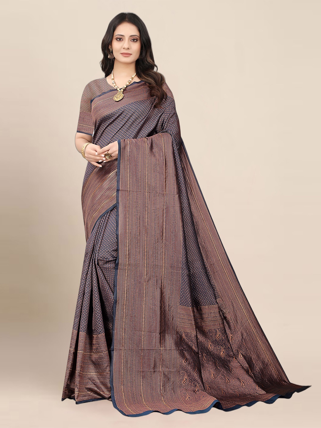 

Aldwych Woven Design Zari Banarasi Saree, Navy blue