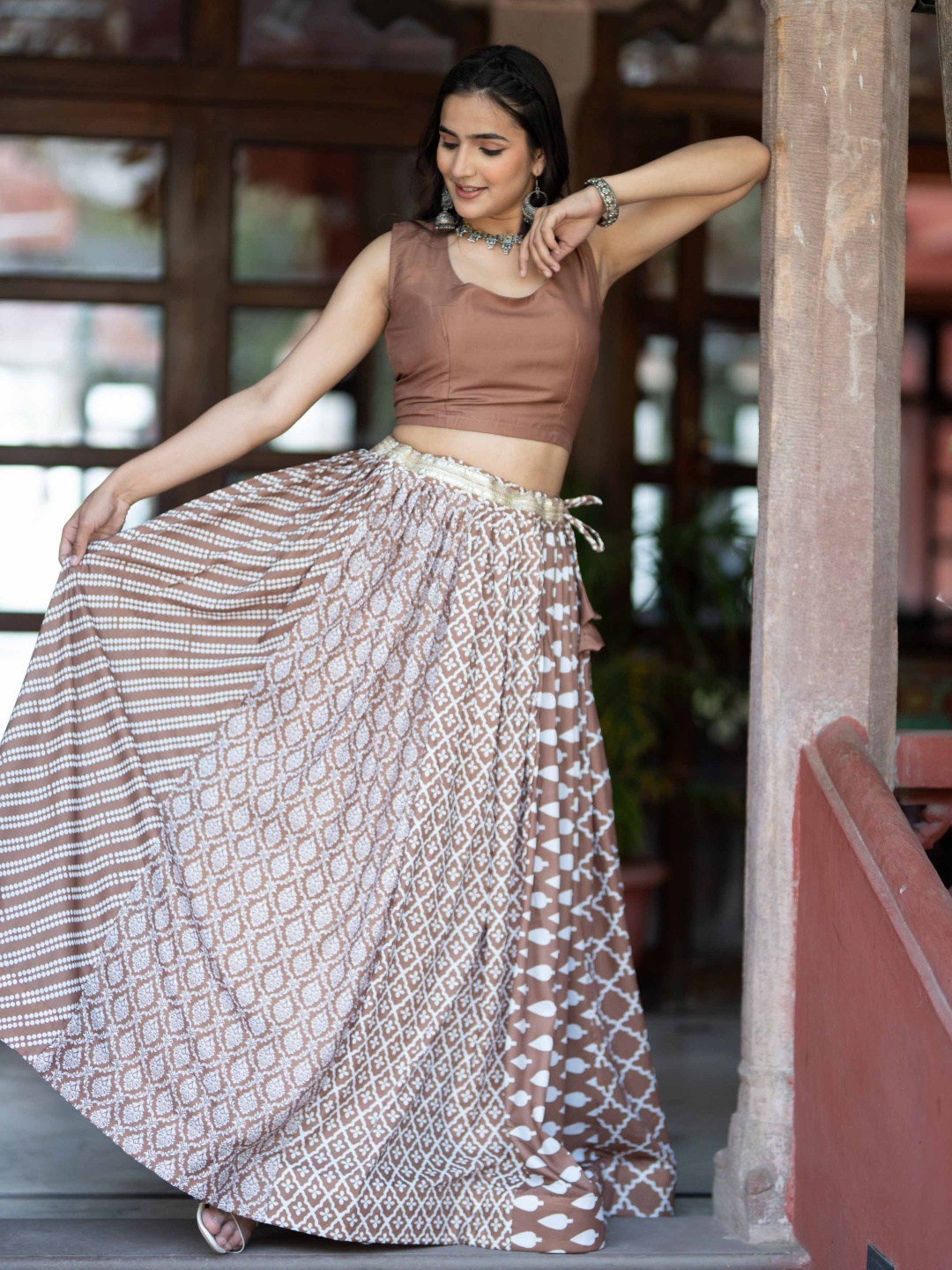 

ASPORA Semi-Stitched Lehenga & Unstitched Choli, Coffee brown