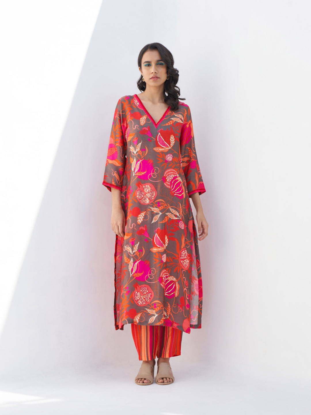 

KALINI Floral Printed V Neck Sequinned Regular Straight Kurta With Trousers, Pink