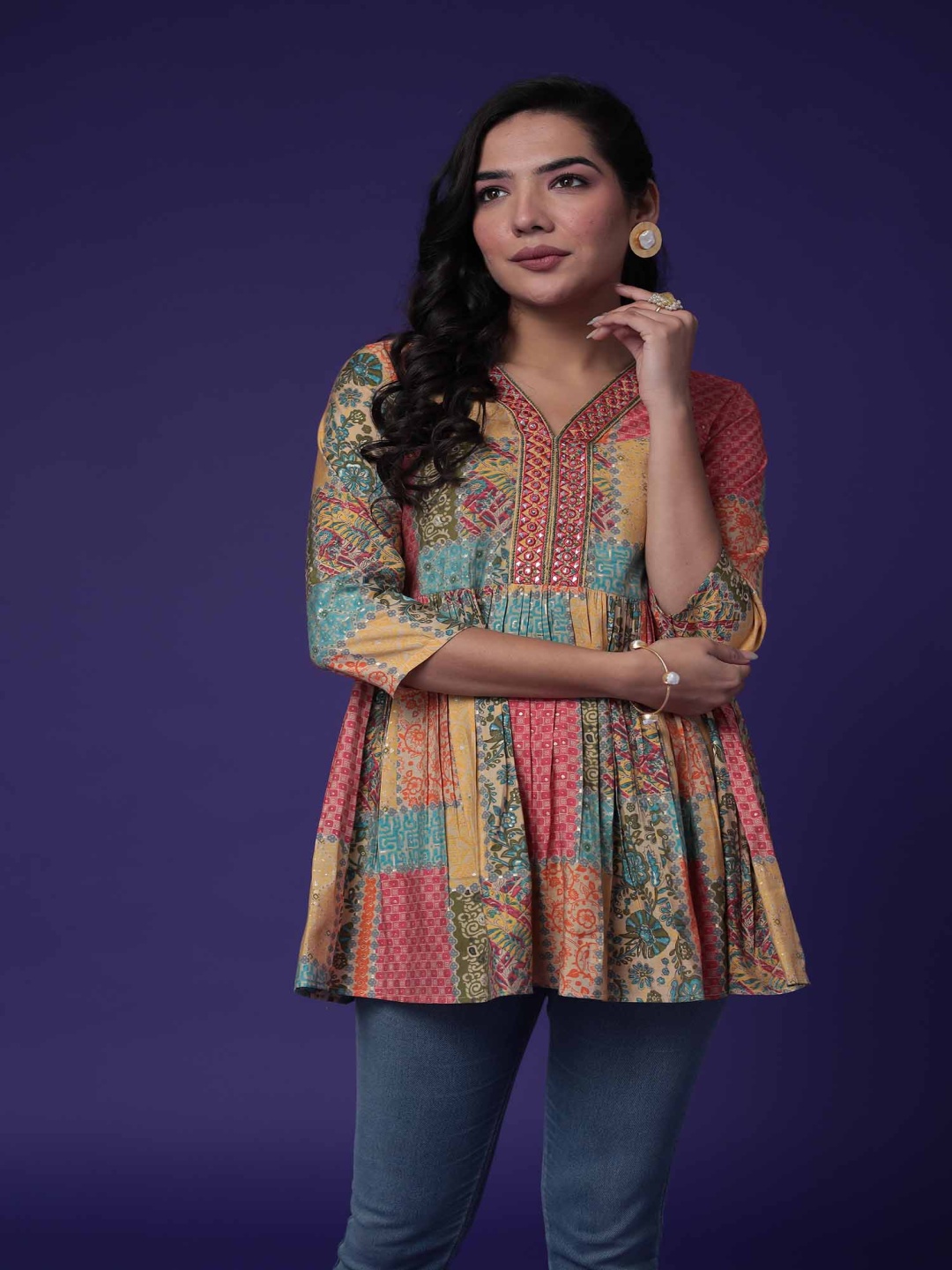 

ZARI Ethnic Embroidered V-Neck Tunic, Pink