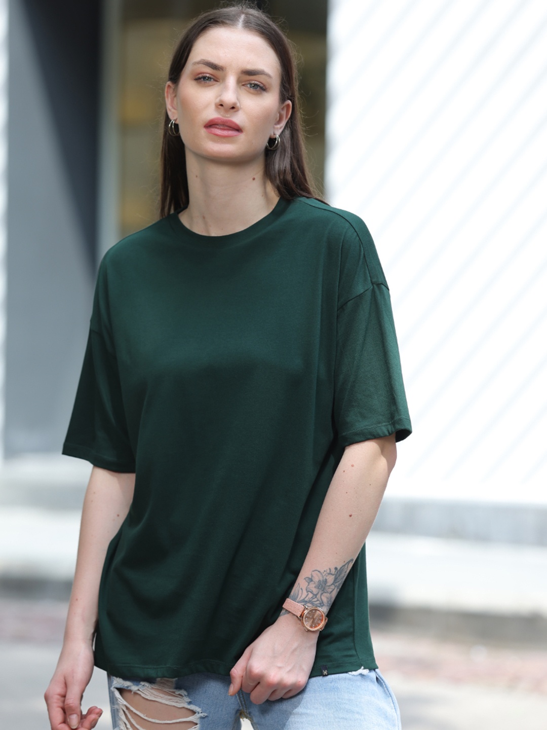 

TITTLI Women Striped Pure Cotton Applique Boxy T-shirt, Green