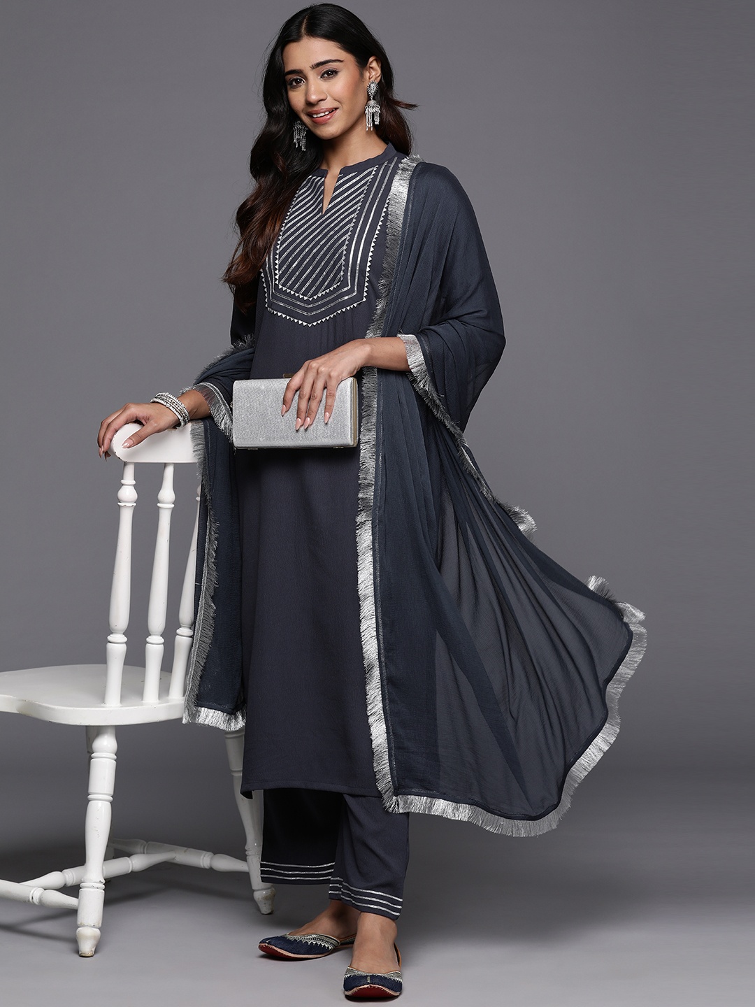 

Varanga Yoke Design Gotta Patti Straight Kurta & Trousers With Dupatta, Grey