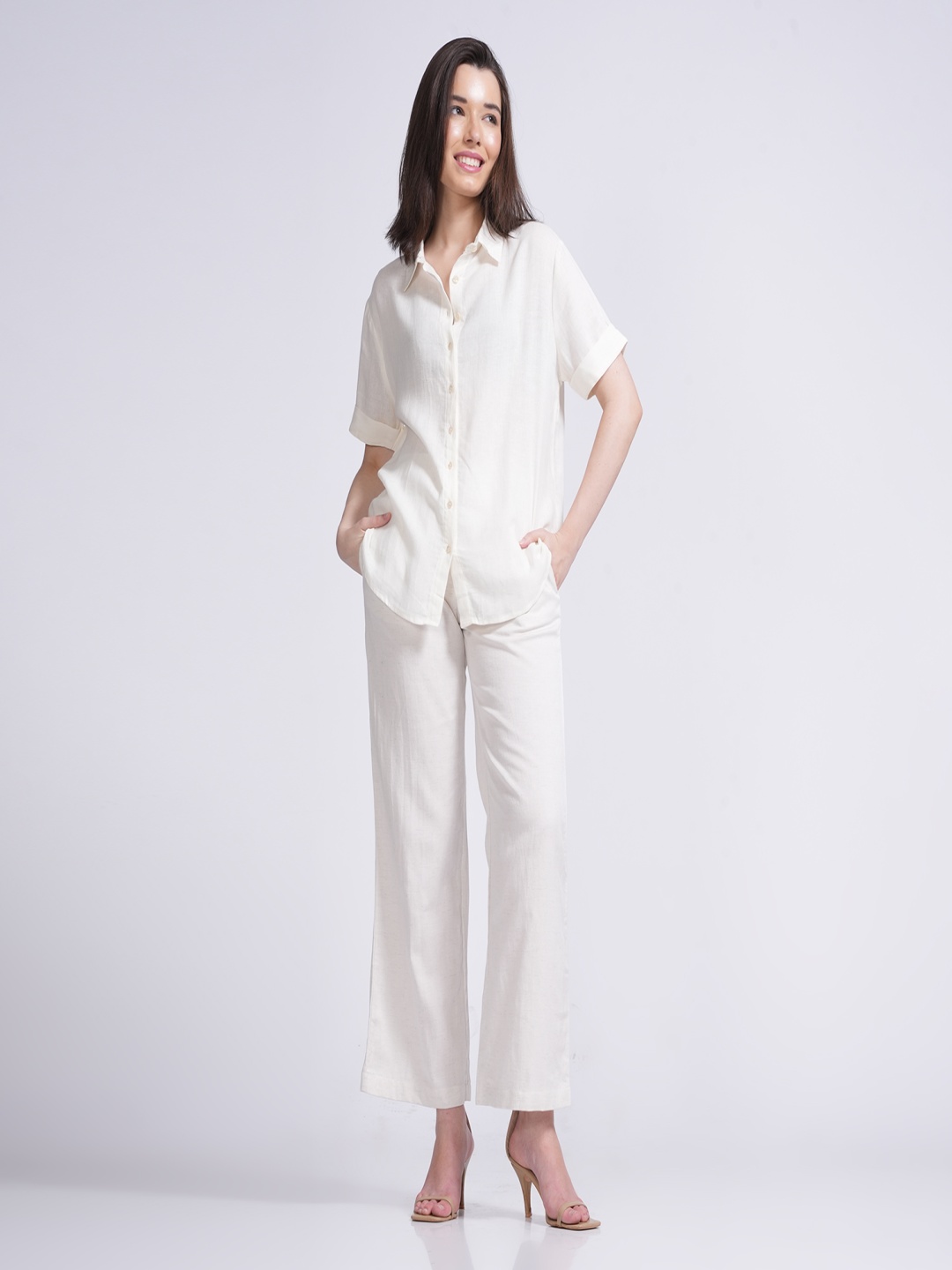 

Saltpetre Short Sleeves Linen Shirt With Trousers Co-Ords, Off white