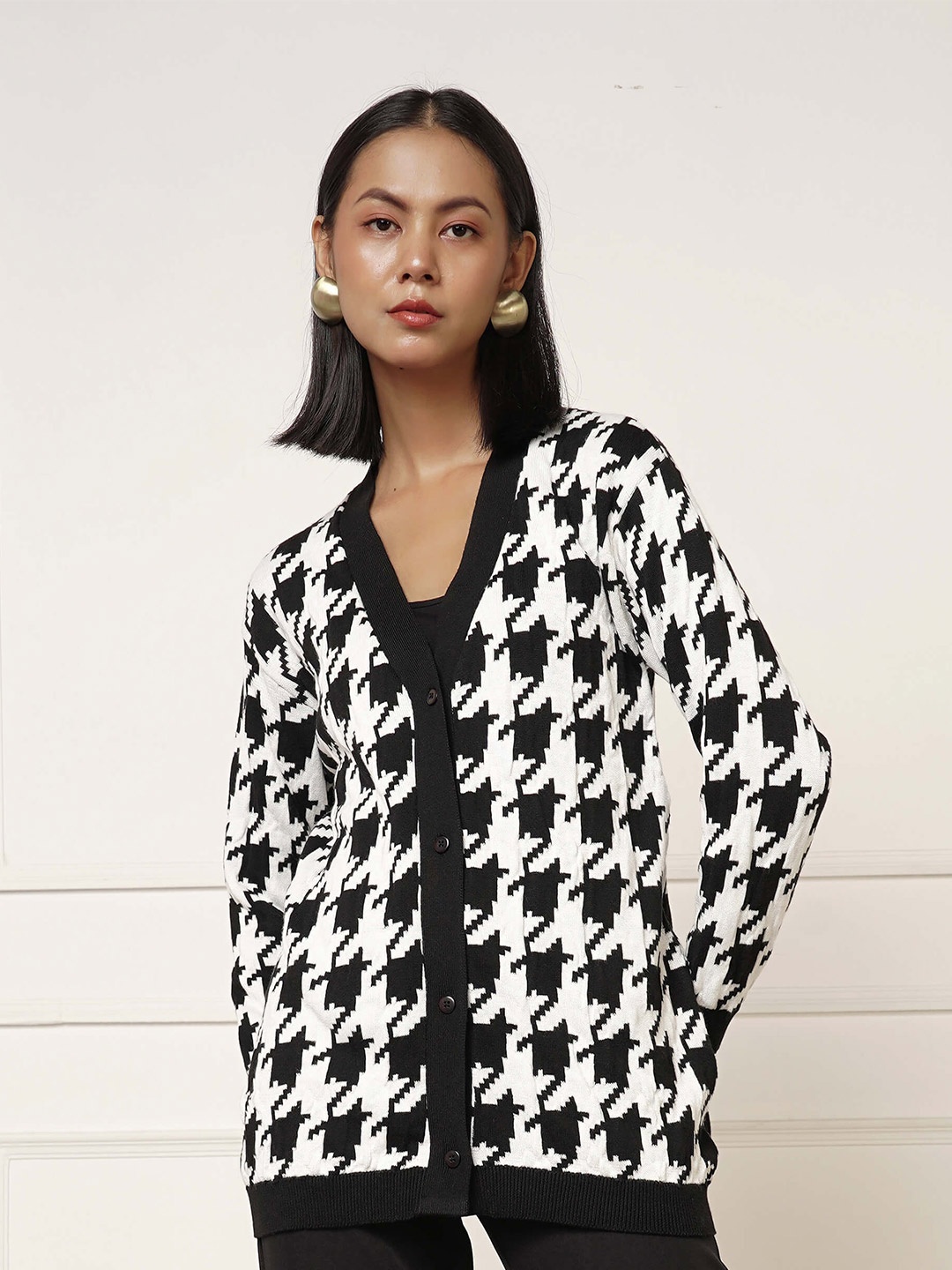 

SALT ATTIRE Women Woollen Cardigan, Black
