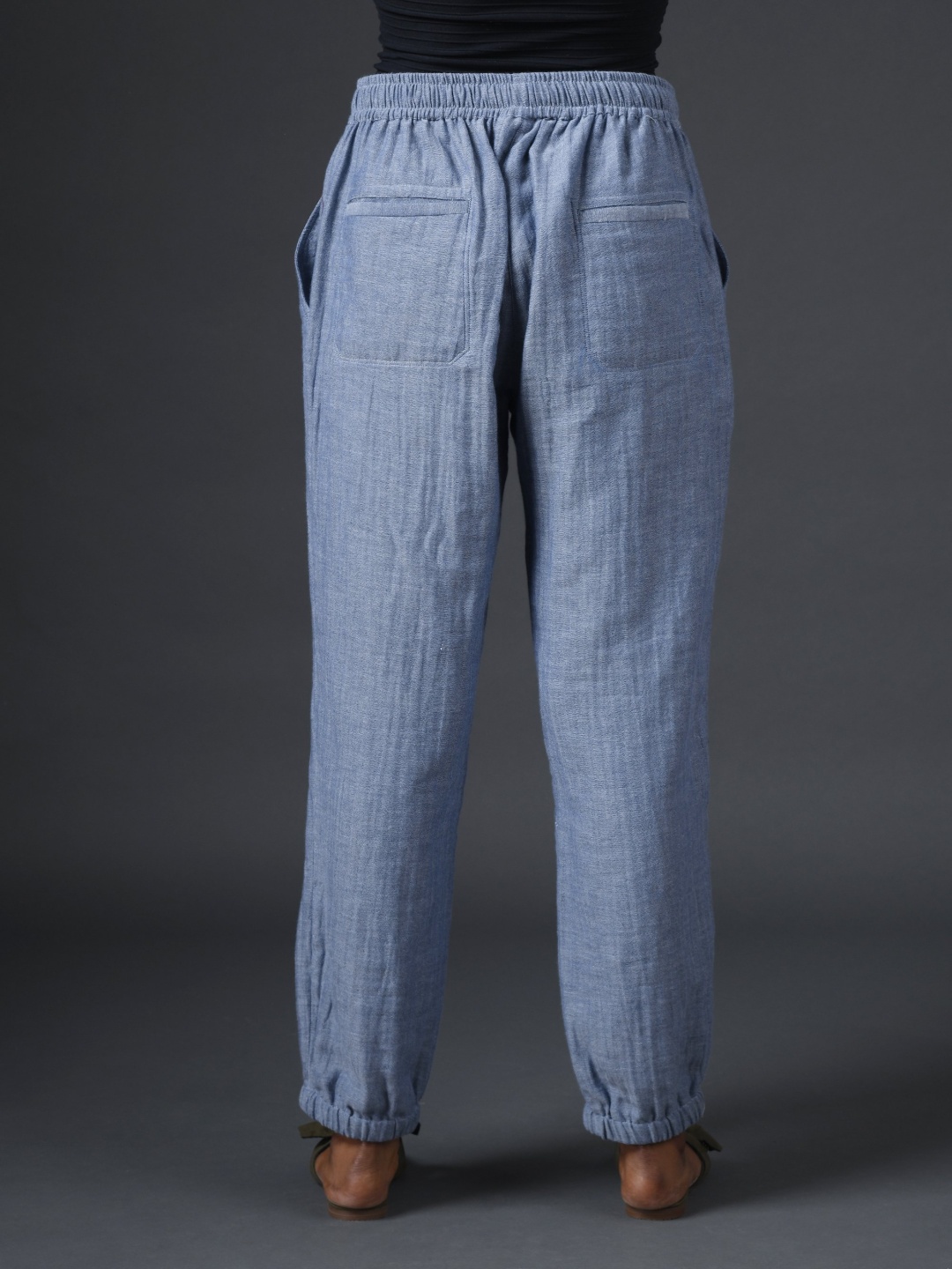 

VASSTRAM Women Striped Relaxed Loose Fit Trousers, Blue