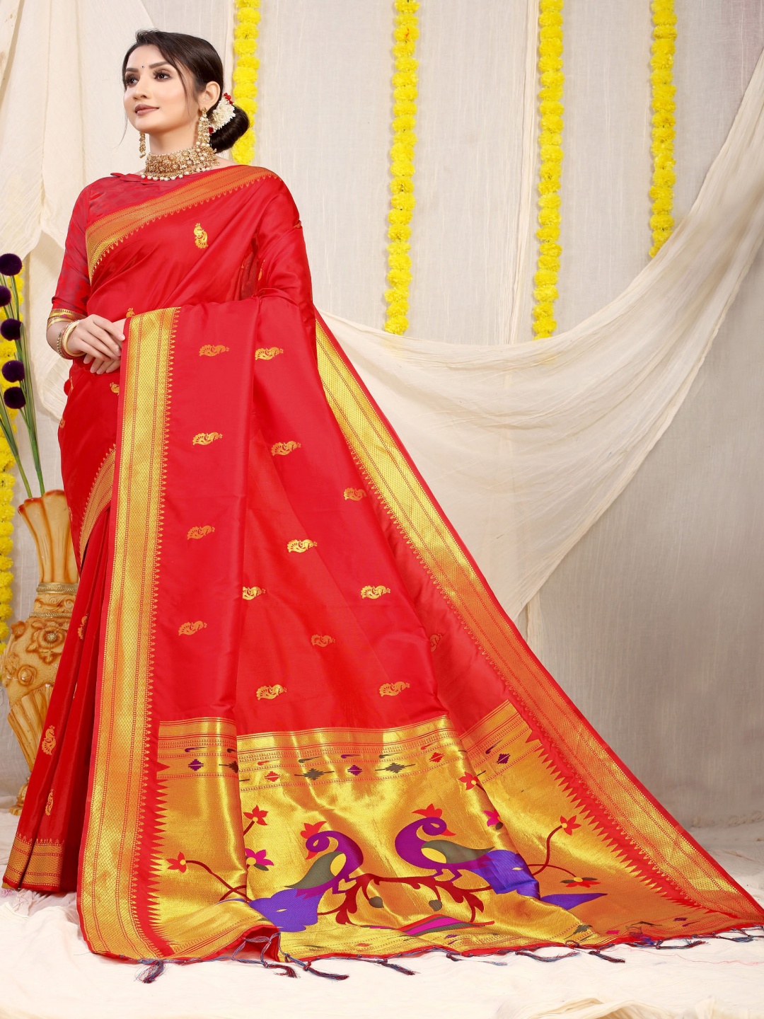 

Royal Rajgharana Saree Woven Design Zari Pure Silk Paithani Sarees, Red