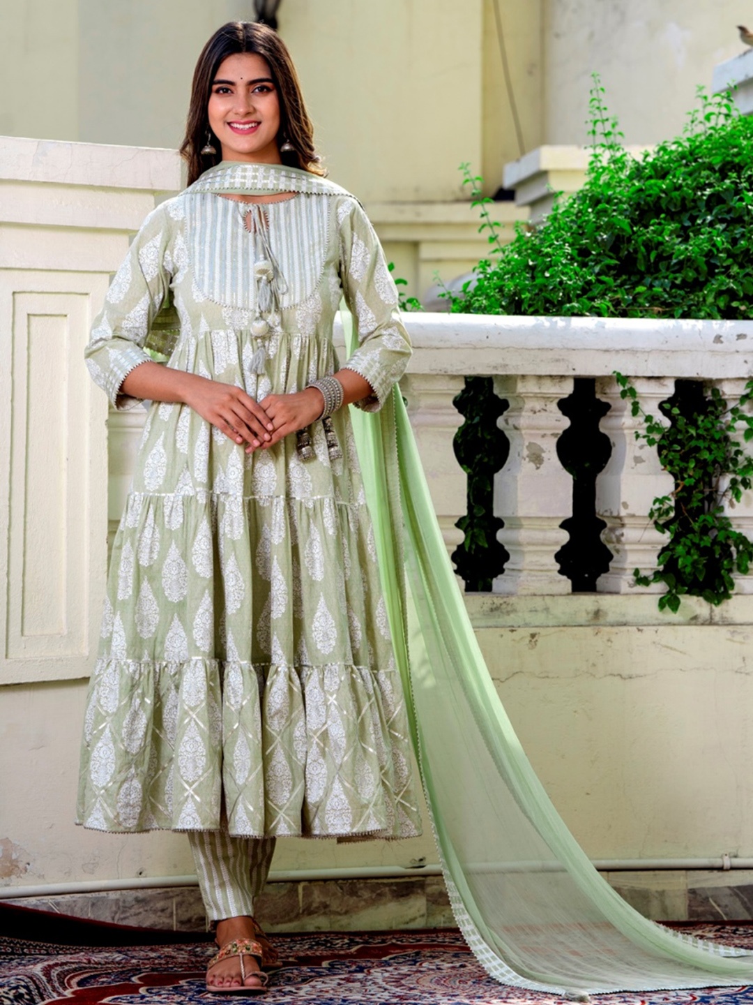 

HERE&NOW Ethnic Motifs Printed Tiered Anarkali Kurta with Trousers & Dupatta, Green