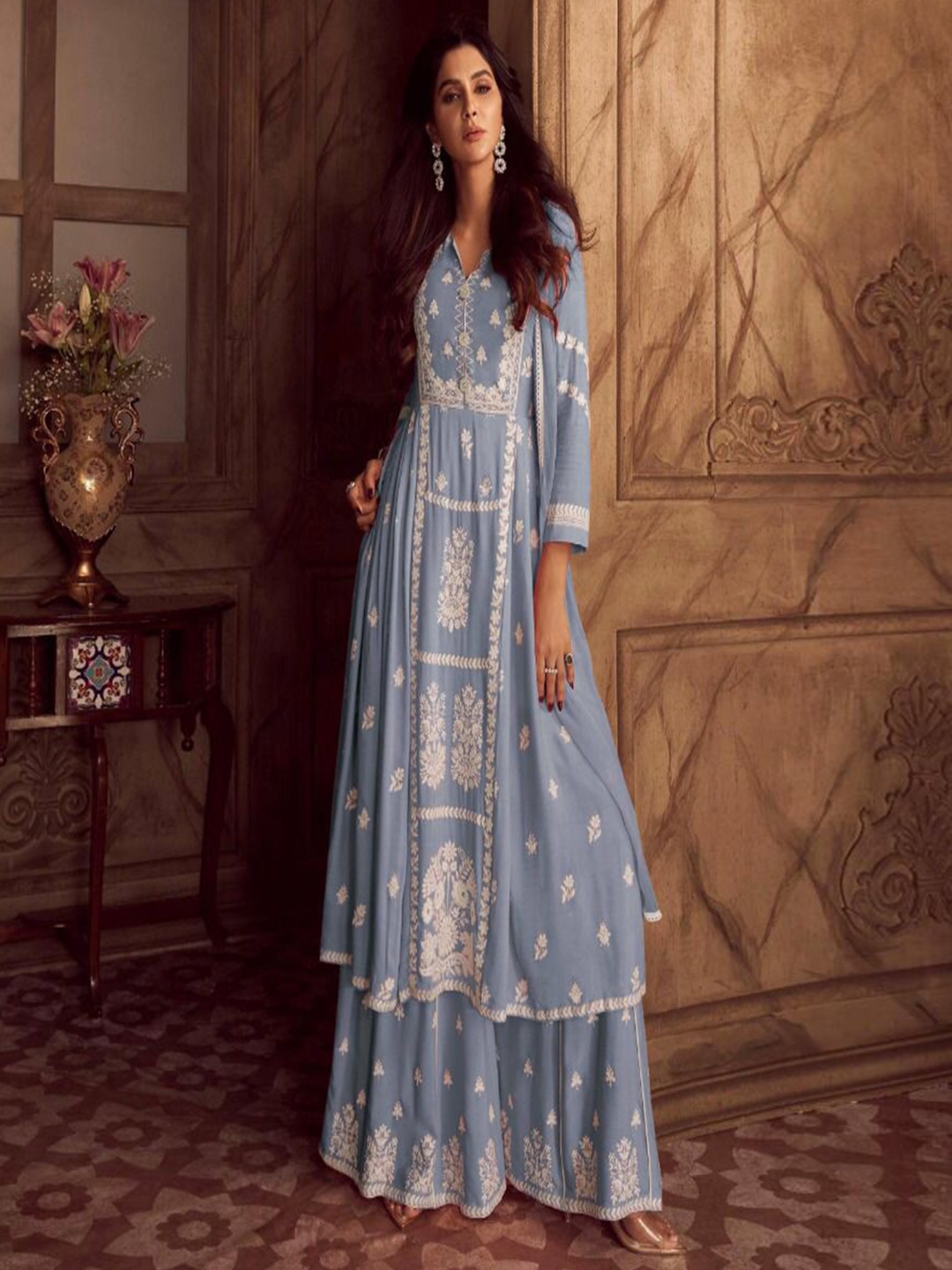 

Peachmode Women Floral Embroidered Regular Chikankari Kurta with Palazzos & With Dupatta, Blue