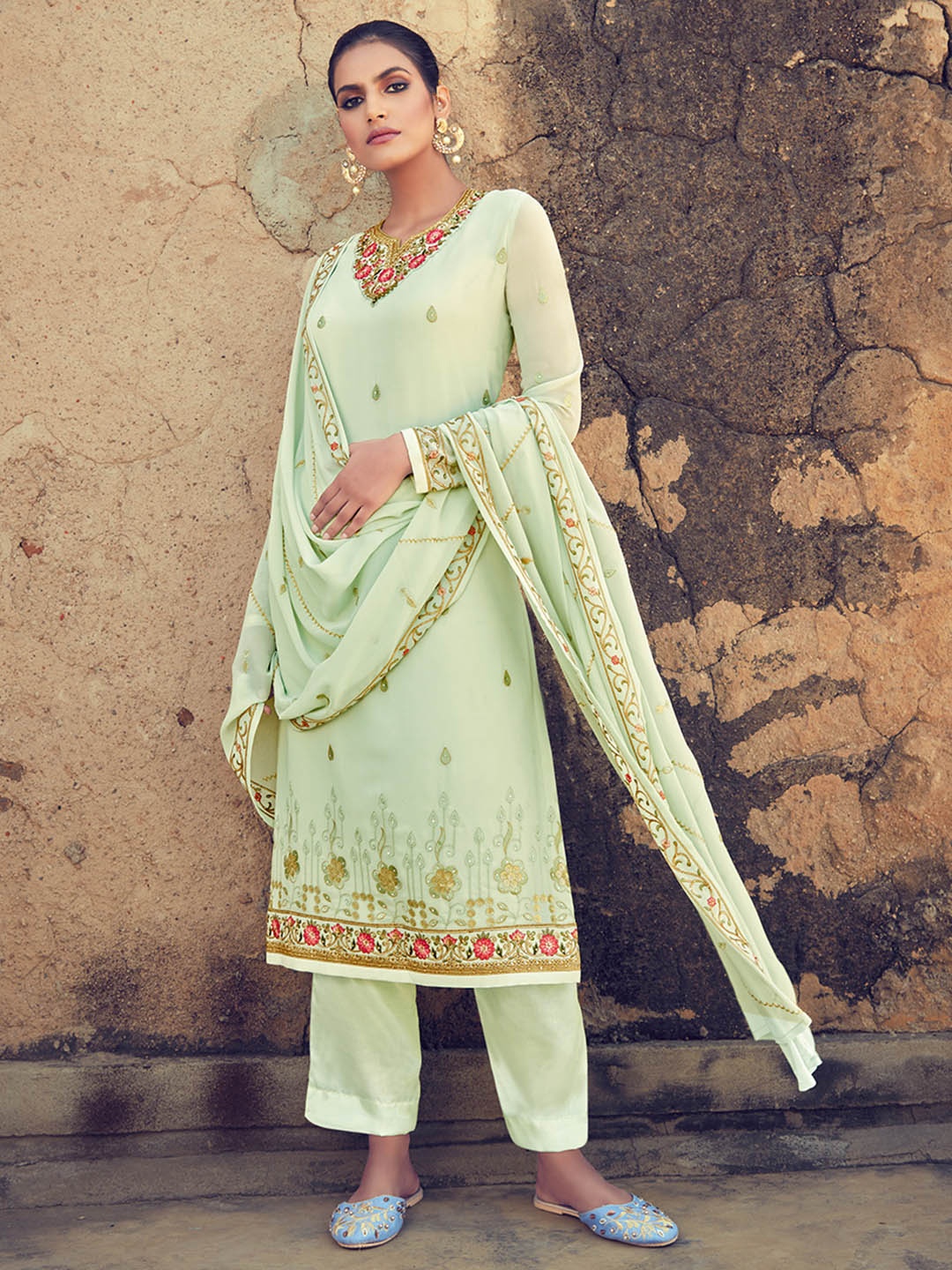 

HRITIKA Embroidered Silk Georgette Kurta Set with Dupatta, Green