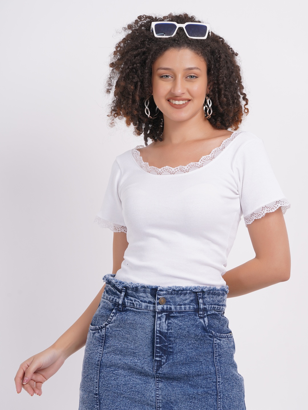 

SIGHTBOMB Round Neck Short Sleeves Cotton Top, White