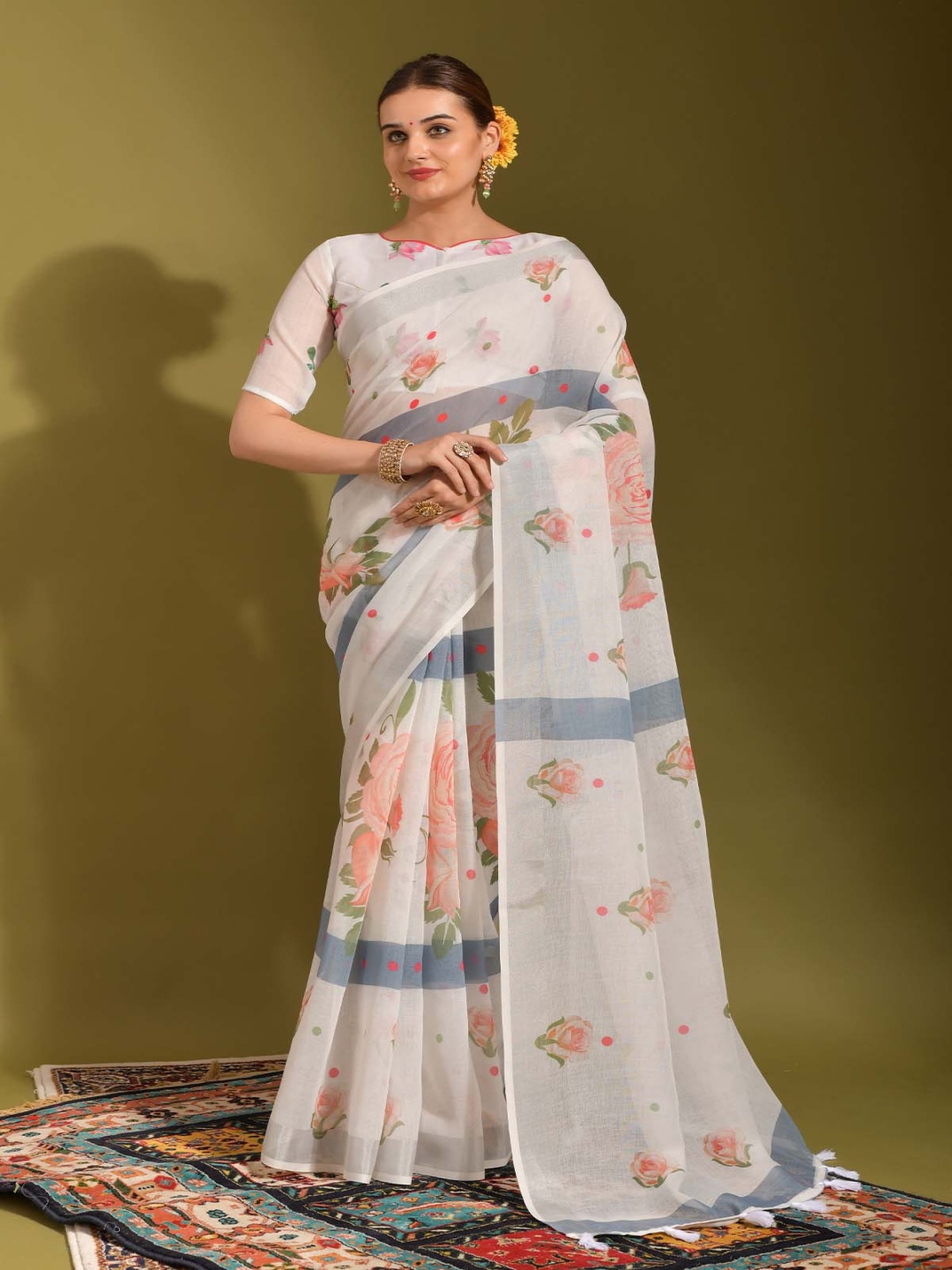 

Mitera Floral Saree, White