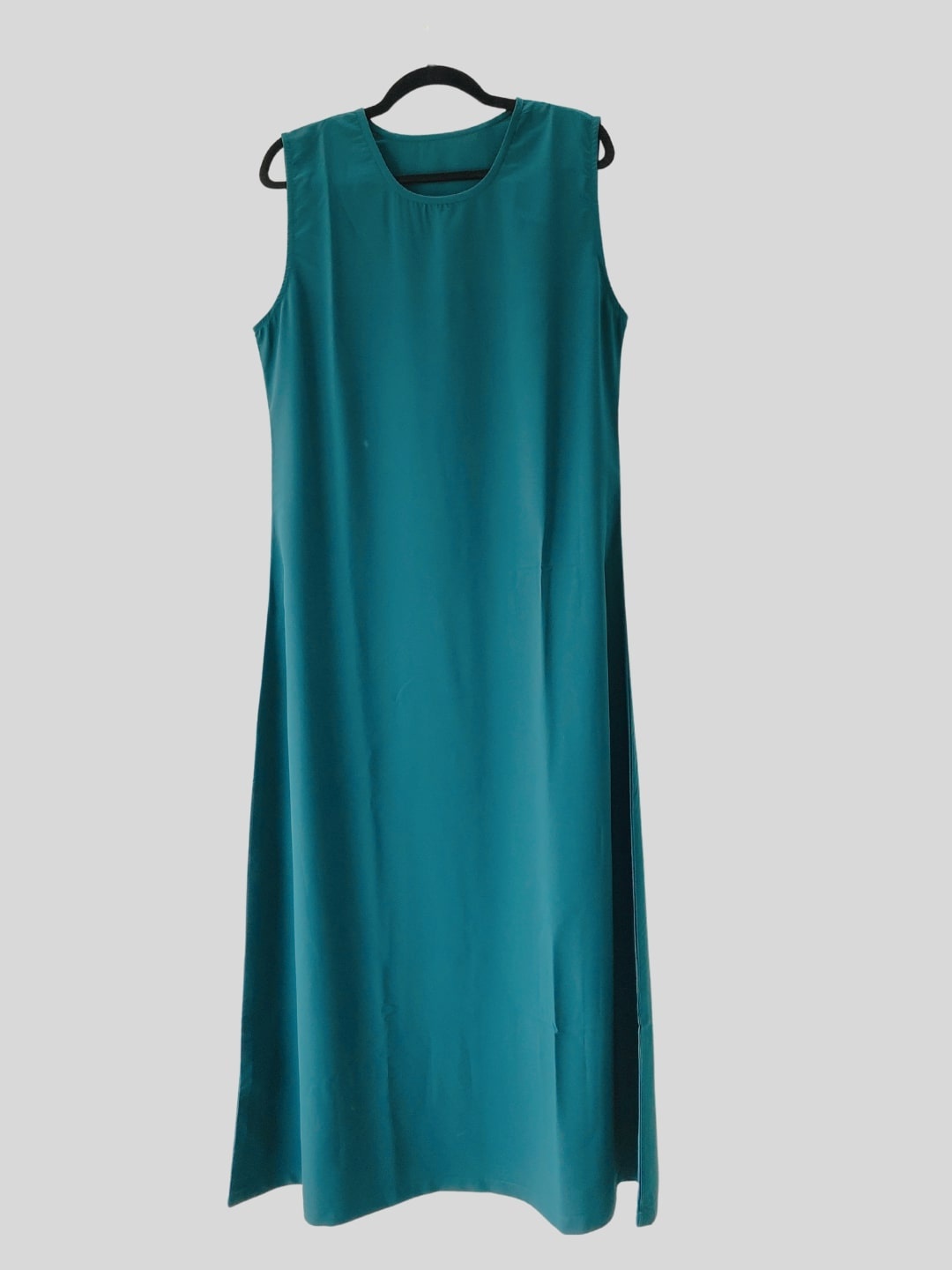 

NABIA Round Neck Sleeveless Inner Layering Burqas, Green