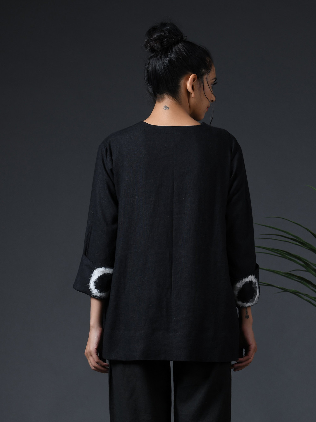 

VASSTRAM Cotton Top, Black