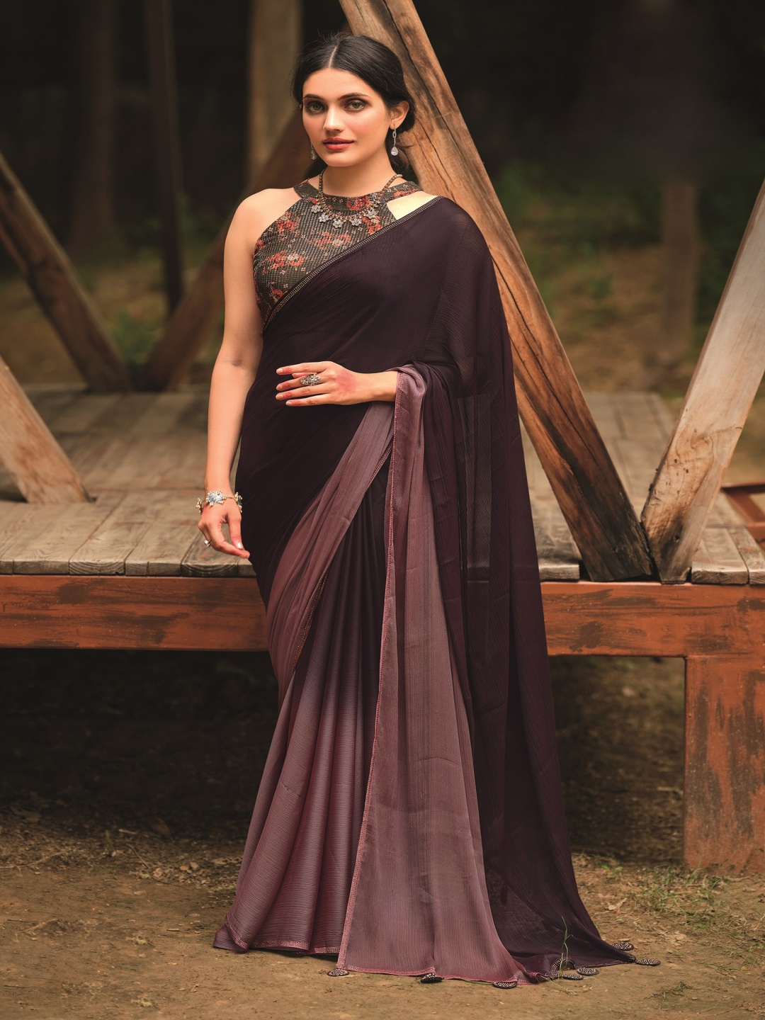 

Panzora Beads and Stones Saree, Purple