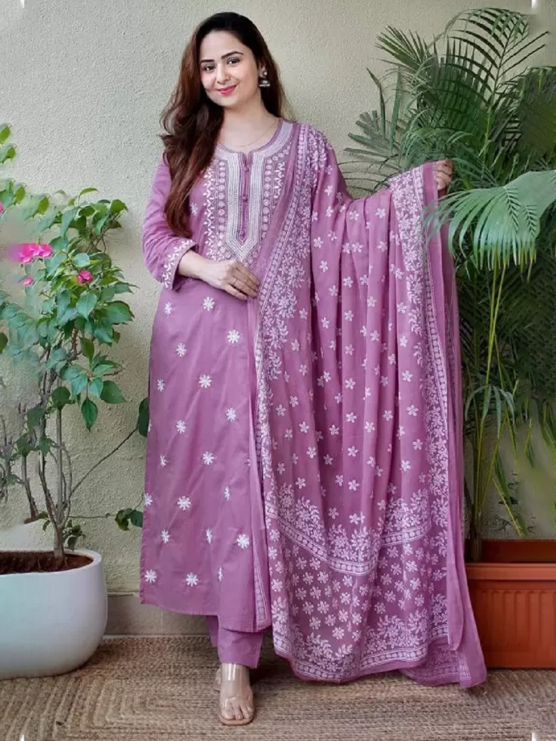 

BAESD Ethnic Motifs Embroidered Regular Kurta with Trousers & Dupatta, Purple