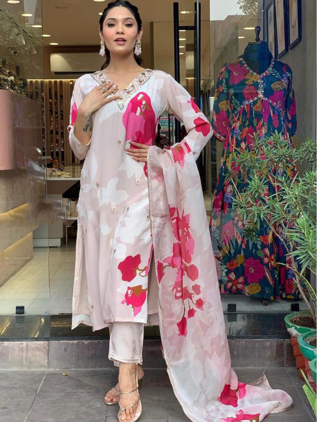 

KALINI Floral Printed Regular Beads And Stones Straight Kurta With Trousers & Dupatta, Off white