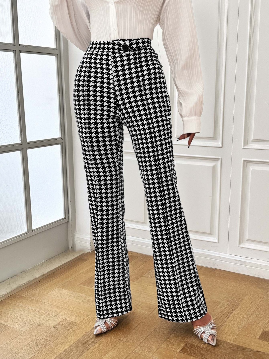 

all about you Black Women Checked Mid-Rise Flared Bootcut Trouser, Blue