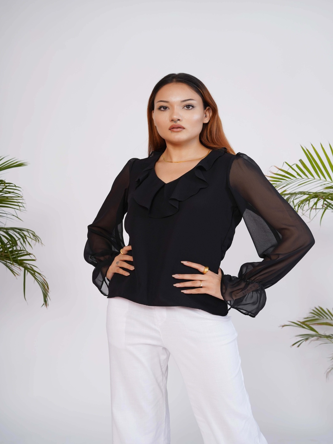

Salvia Sky Bell Sleeve Top, Black