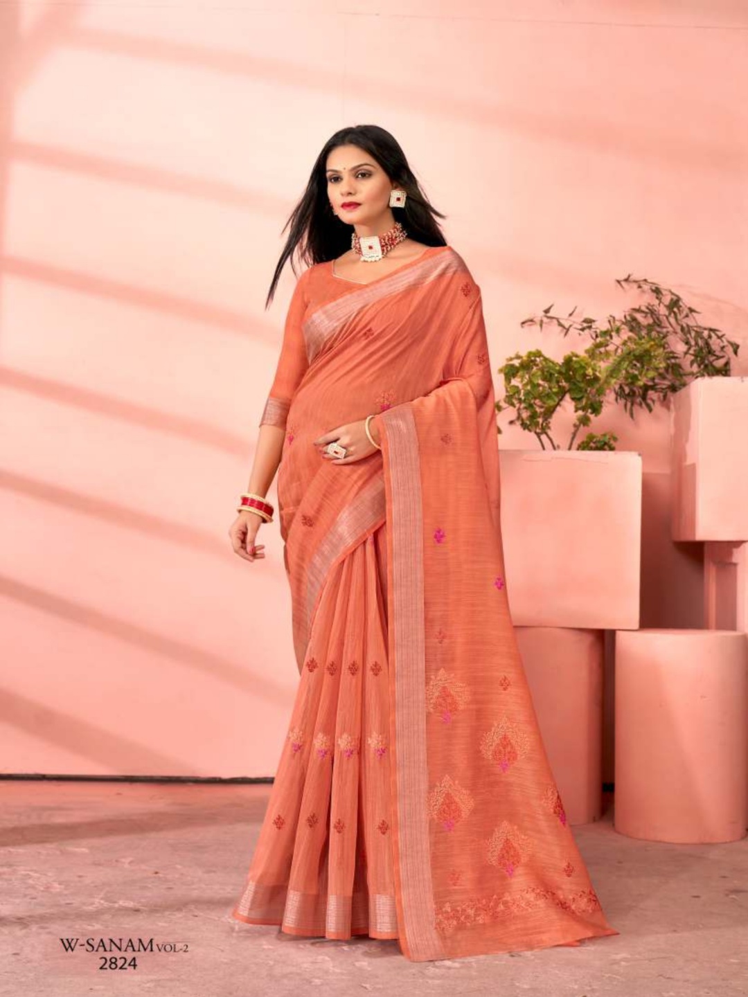 

MAHALASA Ethnic Motifs Embroidered Pure Cotton Saree, Orange