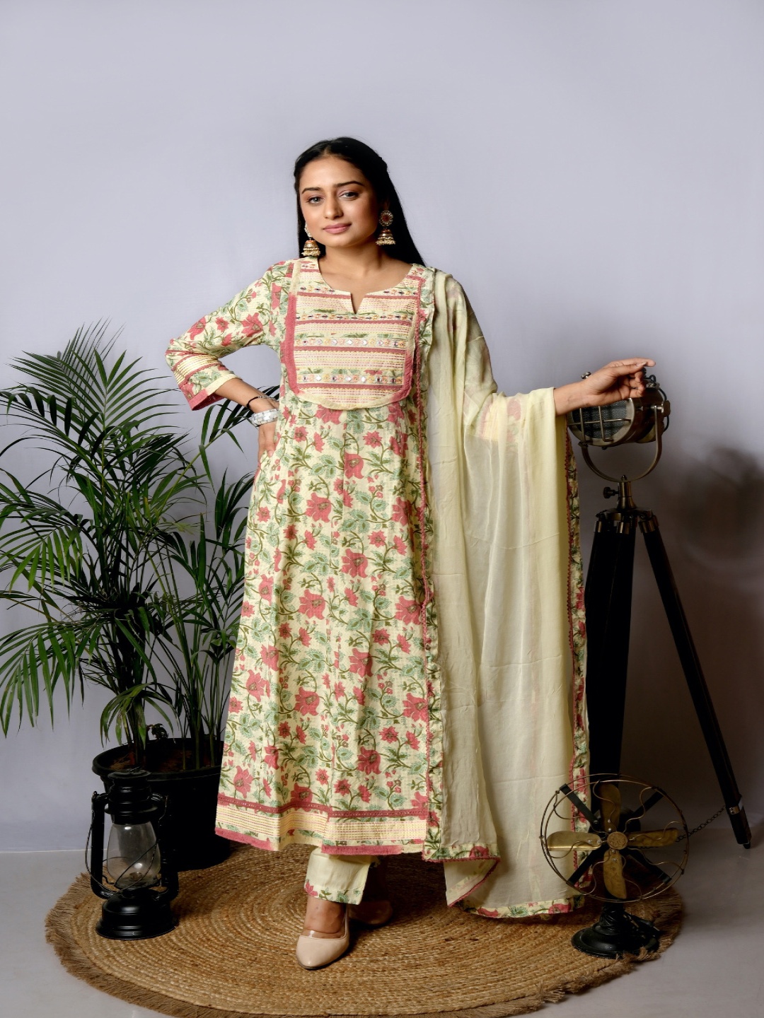 

EKISHA Floral Printed Pure Cotton Kurta with Trousers & Dupatta, Yellow