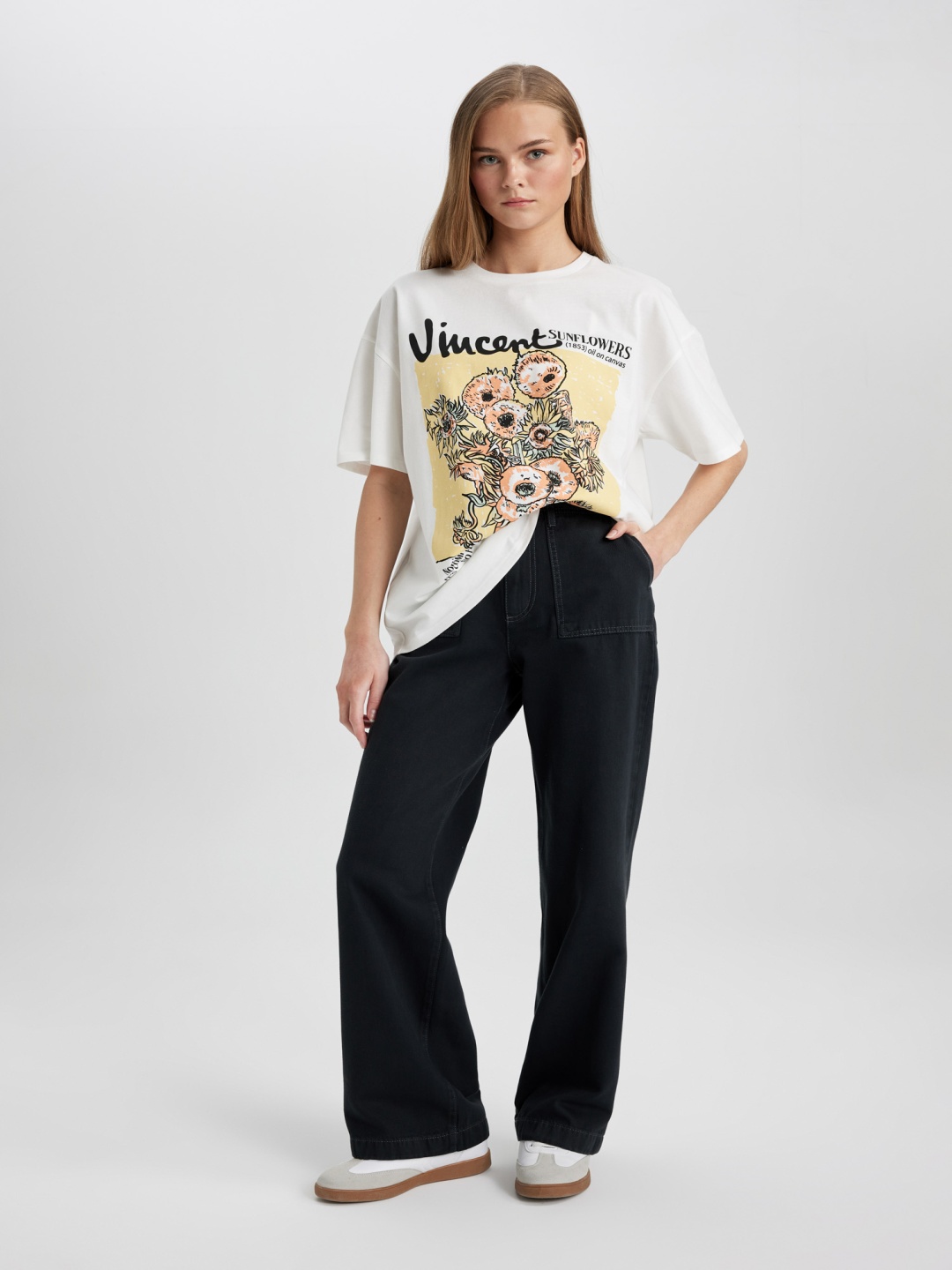 

DeFacto Women Mid Rise ParallelTrousers, Na