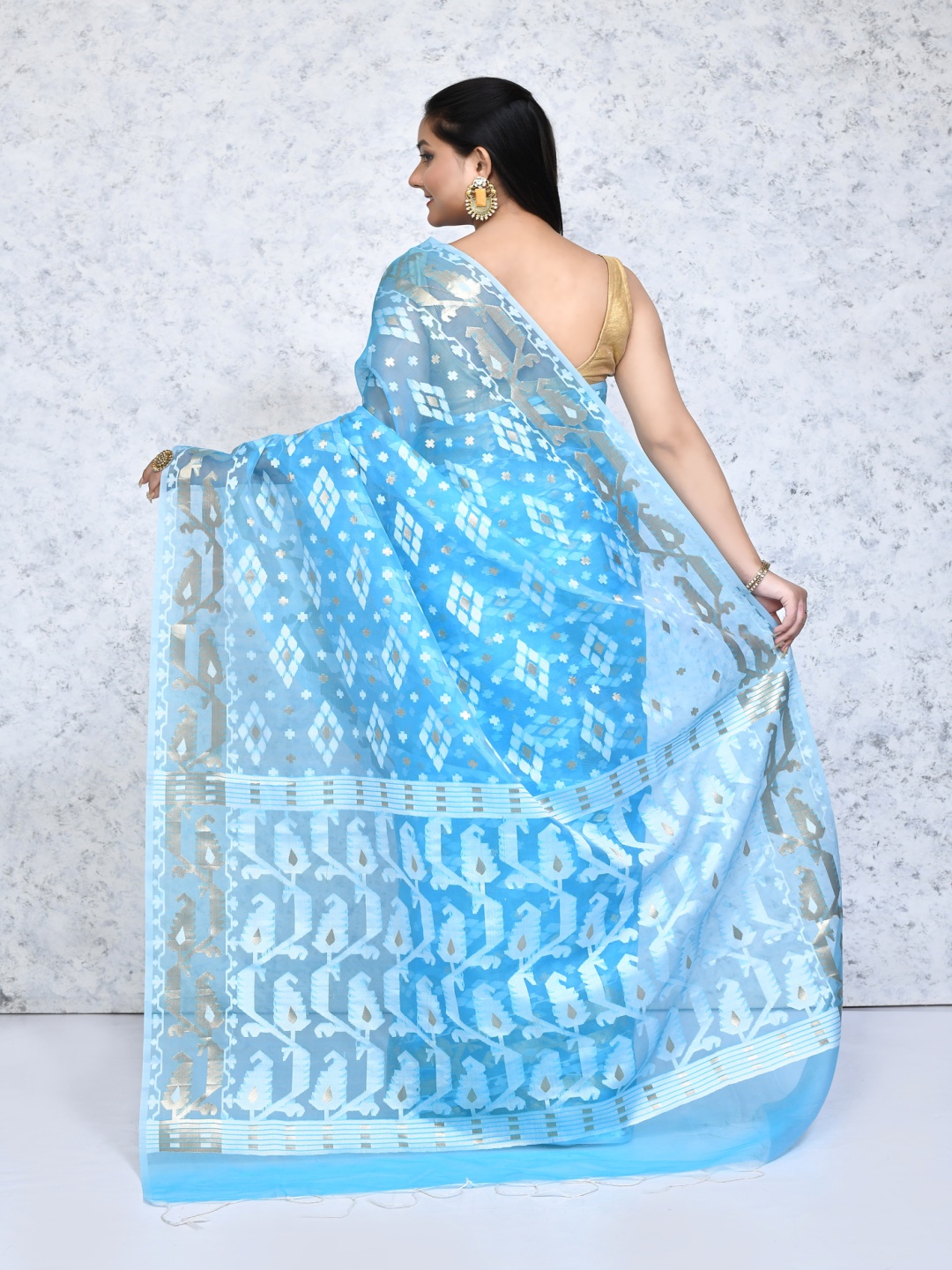 

SPRISH Zari Geometric Zari Woven Pure Silk Saree, Blue