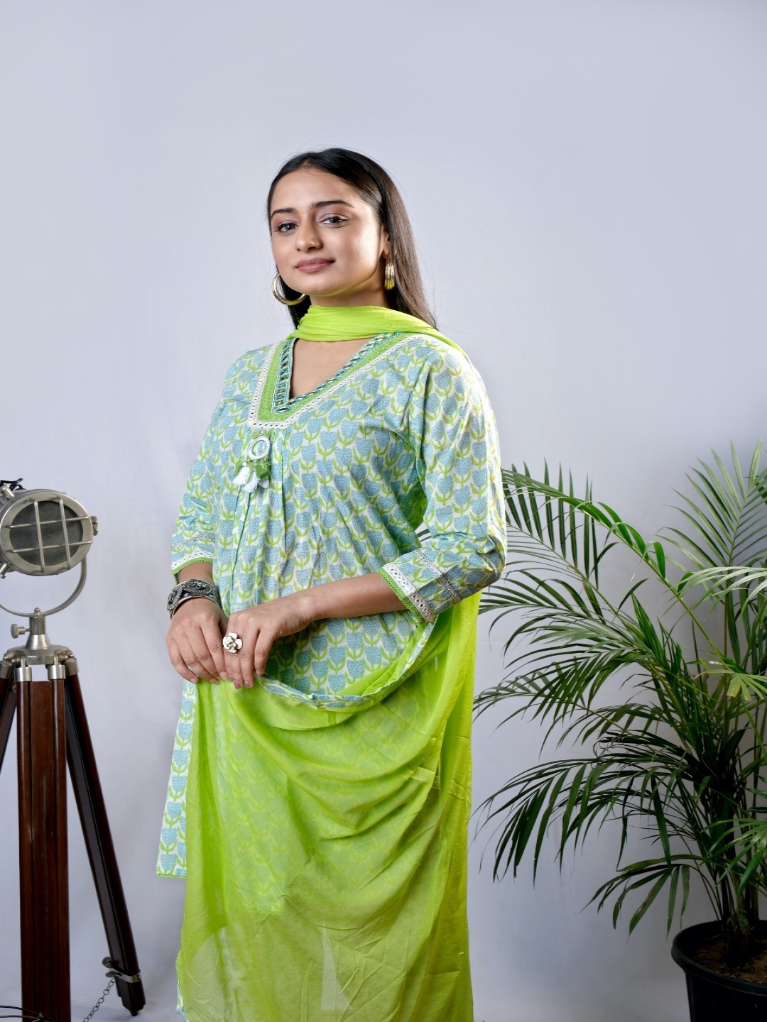 

EKISHA Floral Printed A-Line Pure Cotton Kurta with Dhoti Pant & Dupatta, Green