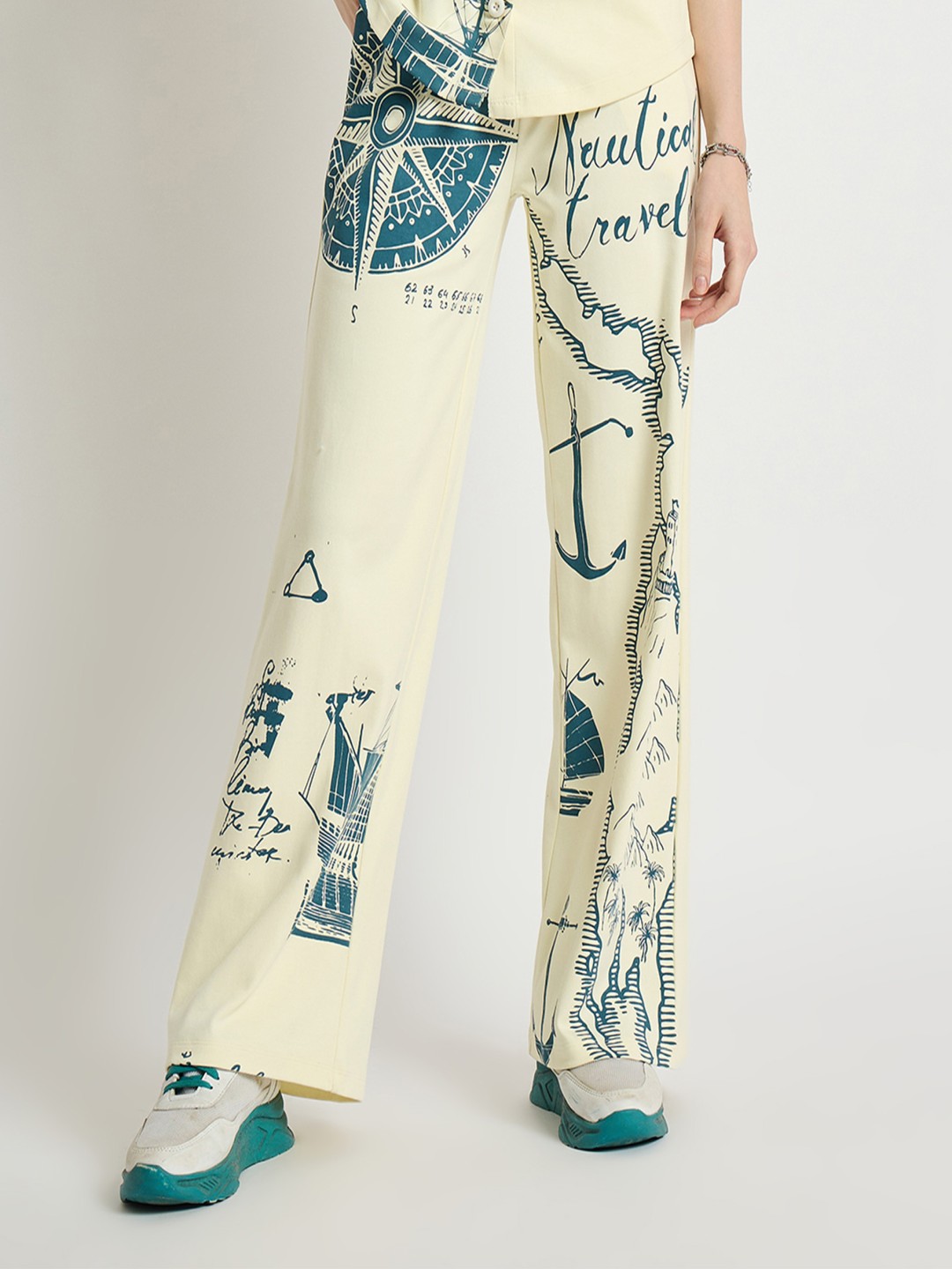 

EDRIO Women Graphic Printed Cotton Track Pants, Cream