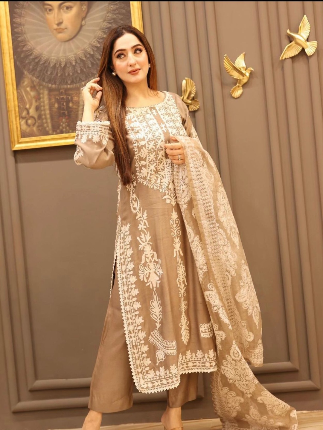 

Fashionuma Ethnic Motifs Embroidered Georgette Straight Kurta With Trousers & Dupatta, Beige