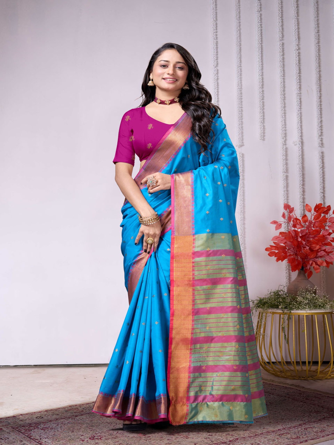 

DIVASTRI Woven Design Zari Art Silk Banarasi Saree, Blue