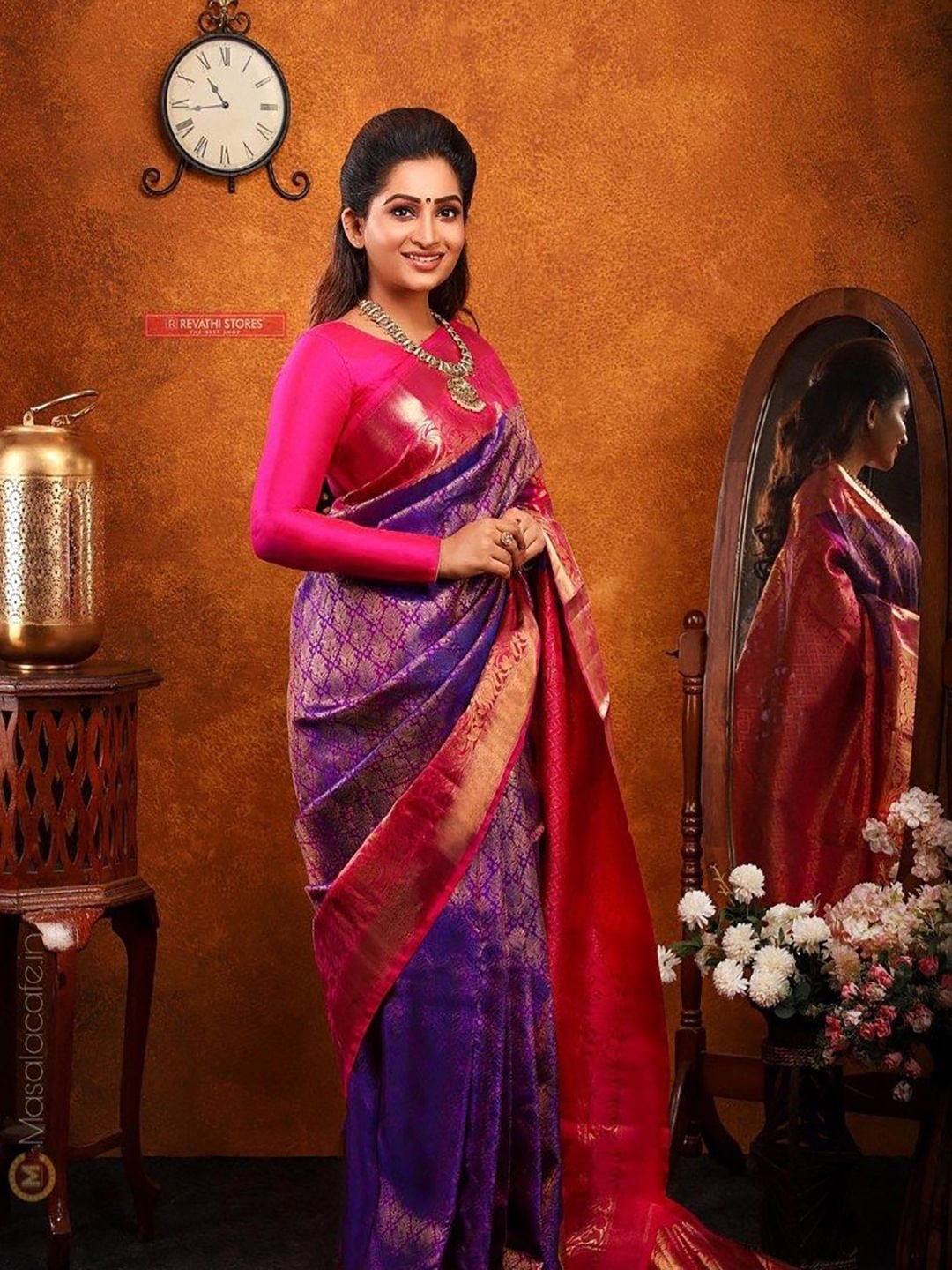 

BerMondsey Woven Design Zari Banarasi Saree, Purple