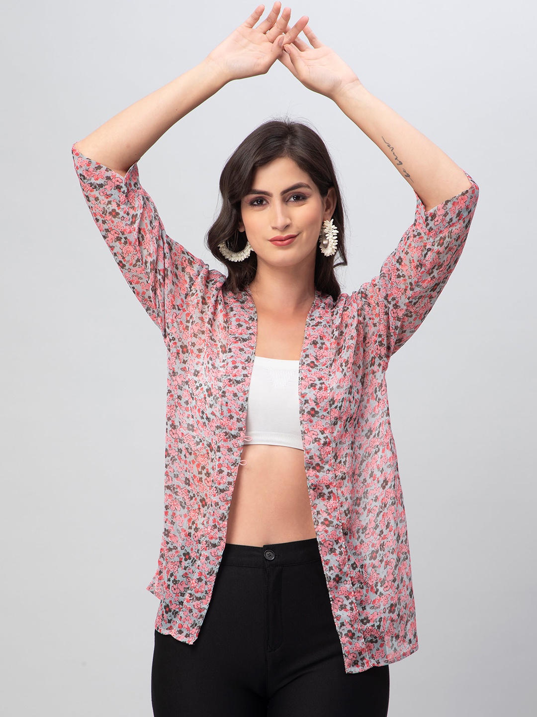 

DEBONATELLA Printed Button Shrug, Pink