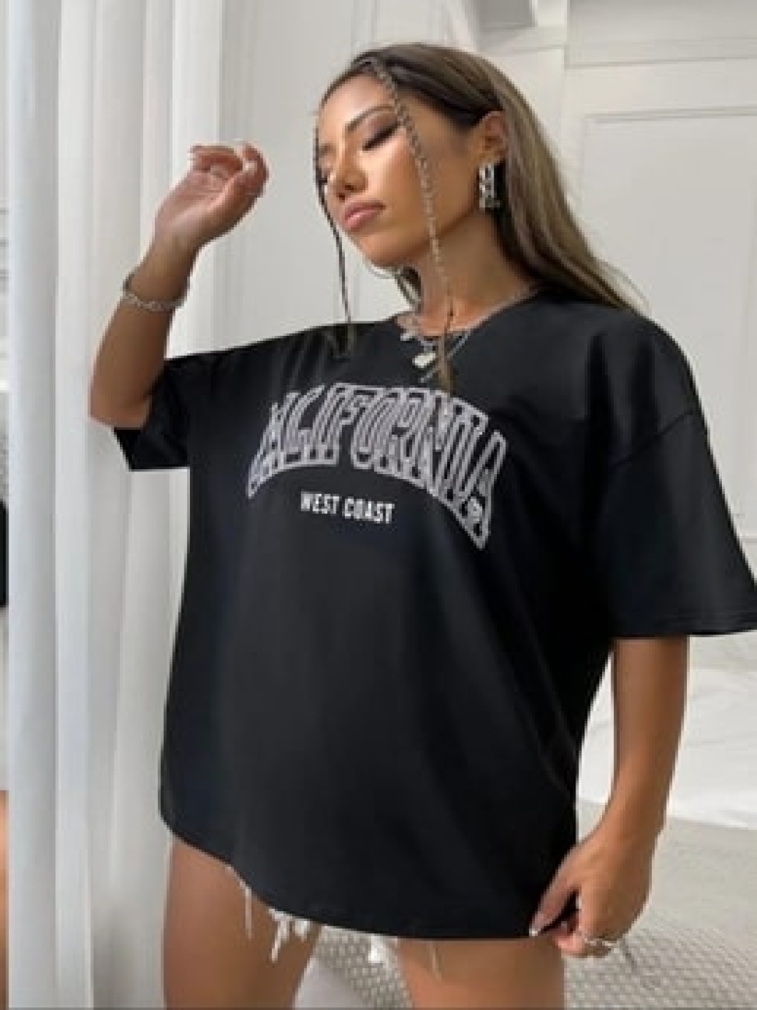 

GLITO Typography Printed Round Neck Drop-Shoulder Sleeves Cotton Oversized T-shirt, Black