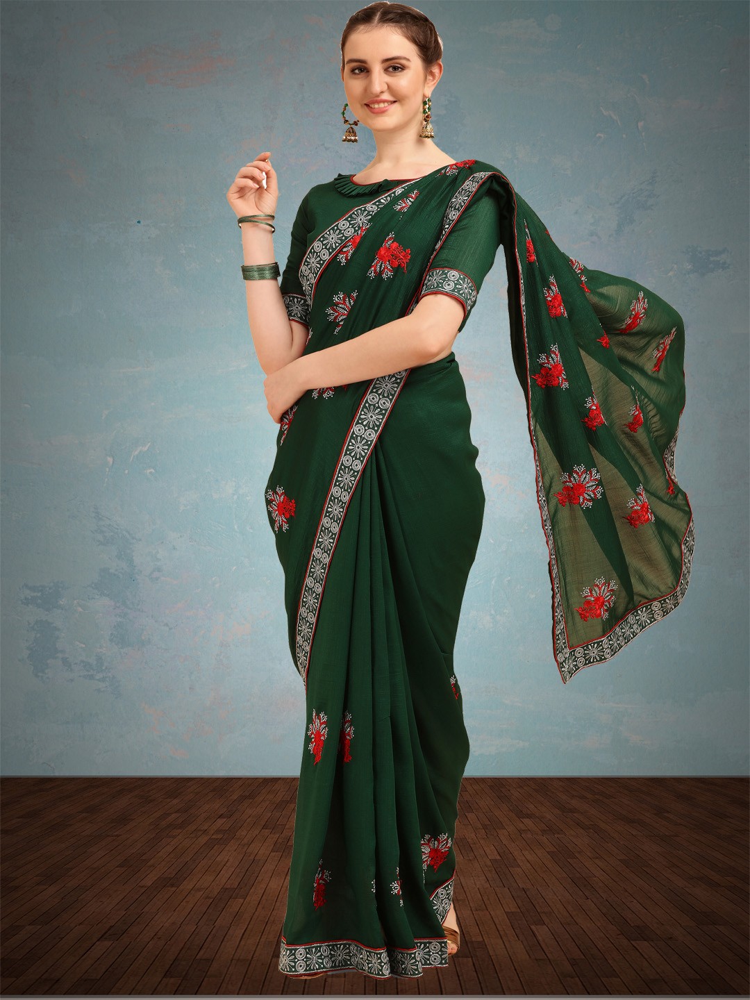 

KAVINDI Floral Embroidered Saree, Green