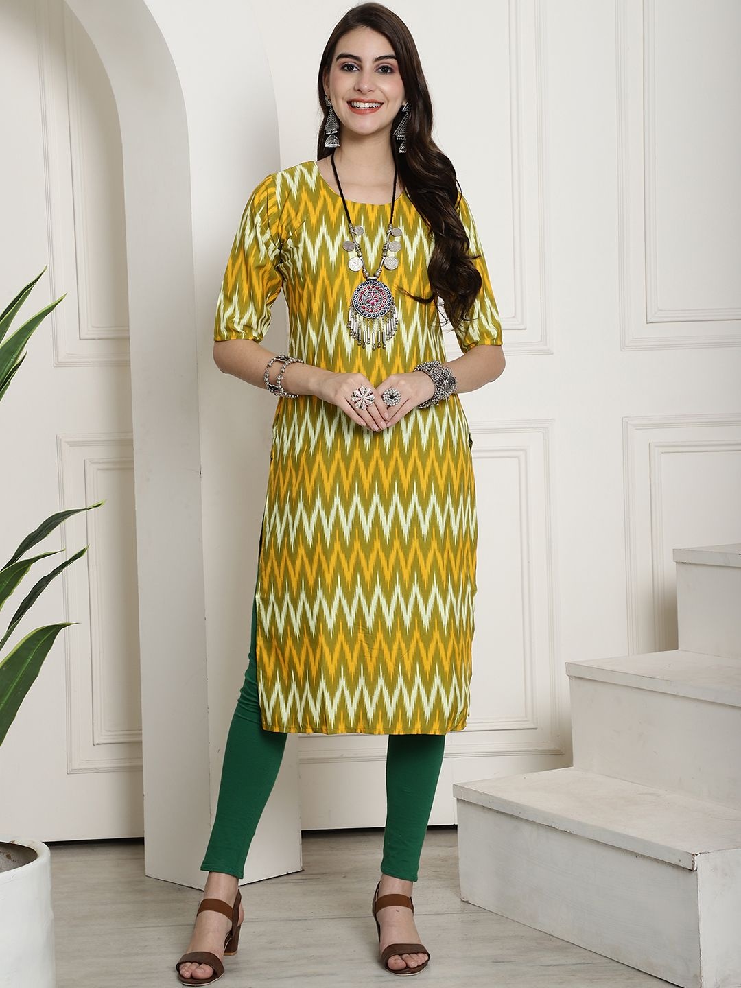 

7Threads Selection Of 6 Ethnic Motifs Printed Round Neck Straight Kurta, Yellow