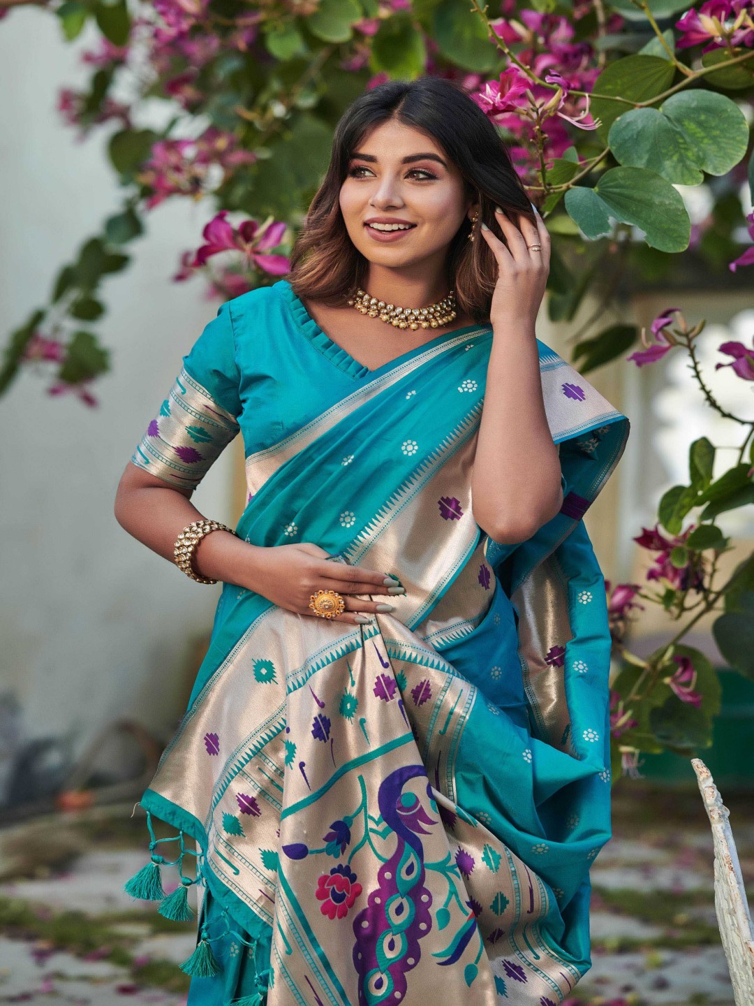

Kandora Woven Design Zari Pure Silk Banarasi Saree, Blue