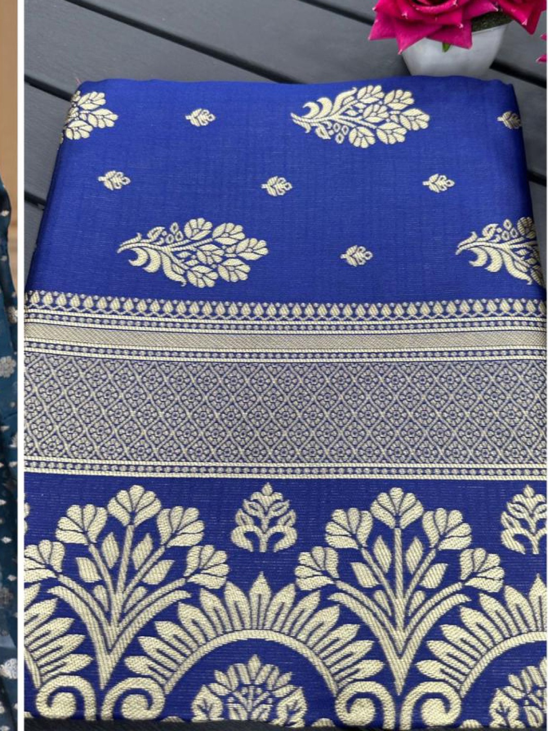 

Aika Woven Design Zari Pure Silk Saree, Blue