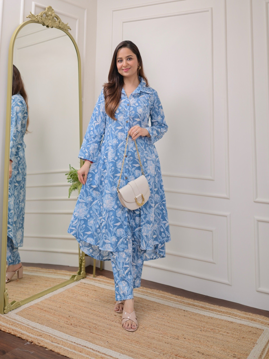 

SIJOPA Floral Printed Shirt Collar Long Sleeves A Line Kurta with Trousers, Blue