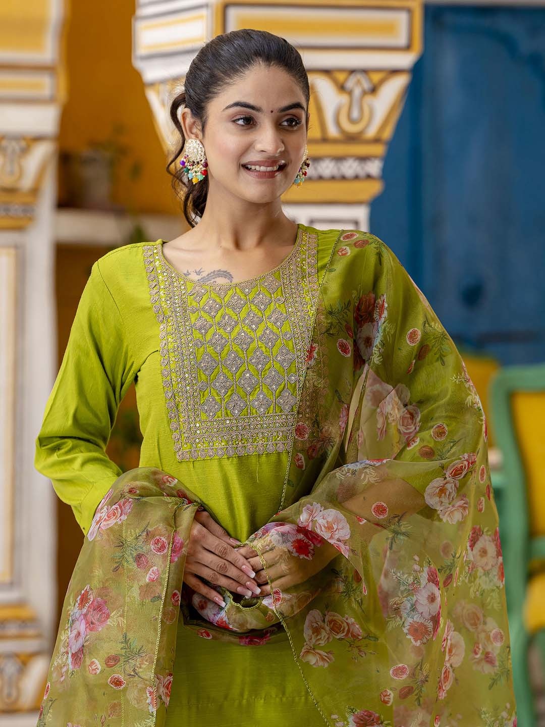 

VredeVogel Floral Embroidered Straight Kurta & Trousers With Dupatta, Green