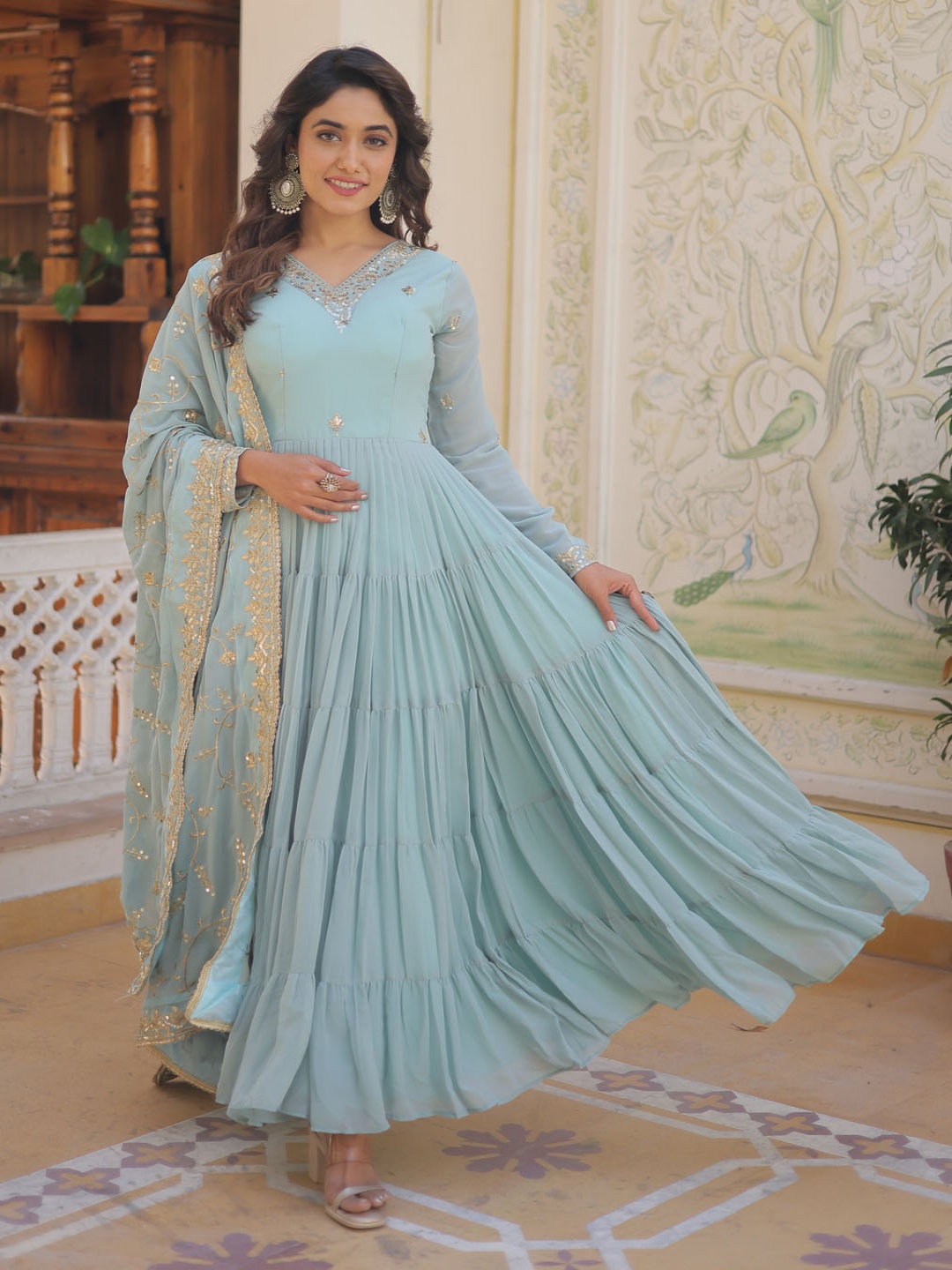 

KALINI Women Embroidered Georgette Anarkali Kurta, Blue