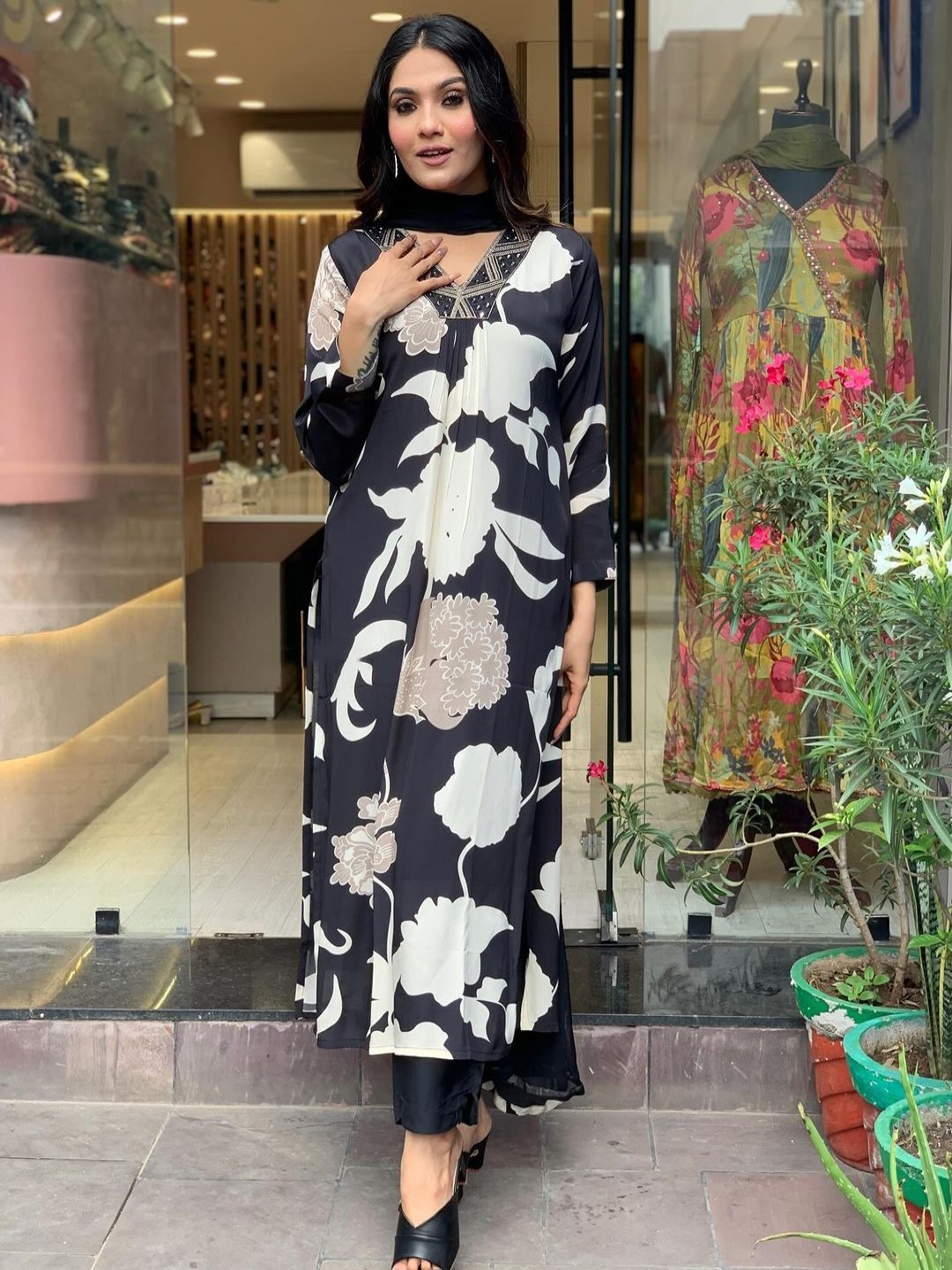 

KALINI Floral Printed Mirror Work Straight Kurta With Trousers & Dupatta, Black