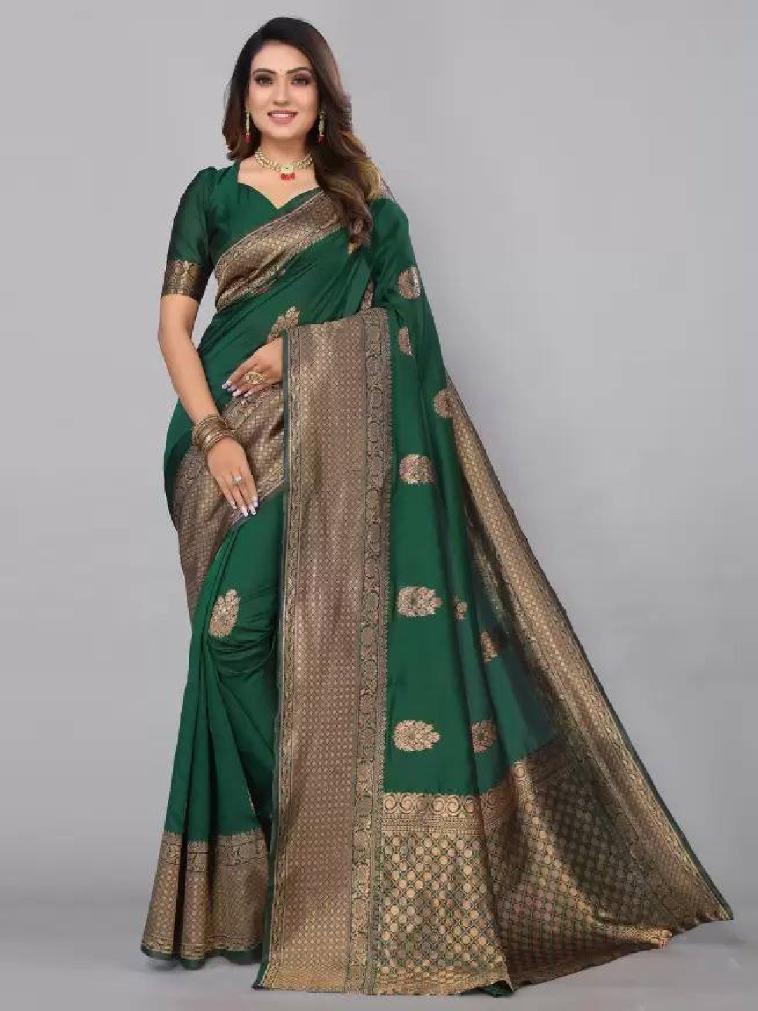 

Sanwariya Silk Woven Design Zari Art Silk Banarasi Saree, Green